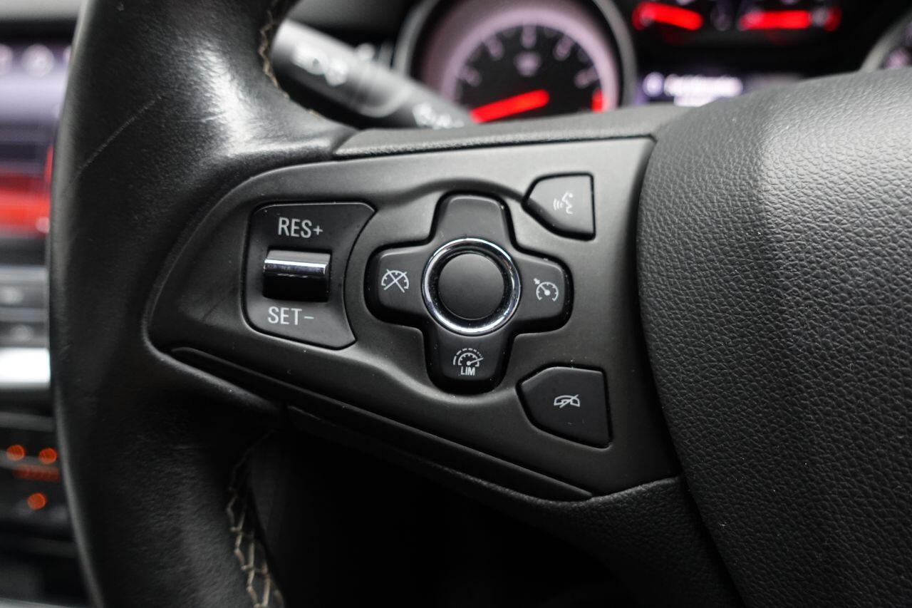 Vauxhall Astra - Image 7