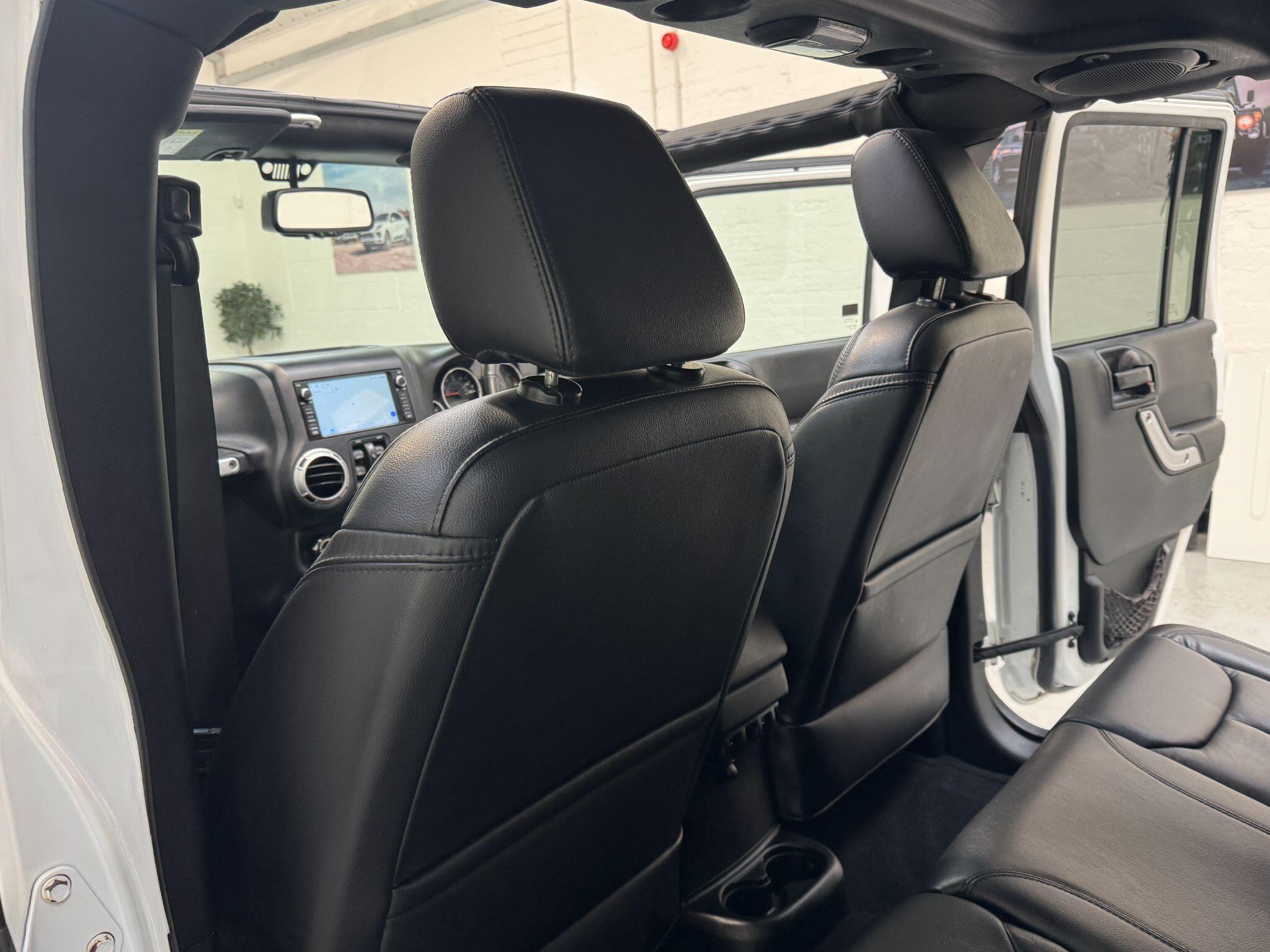 Jeep Wrangler - Image 75