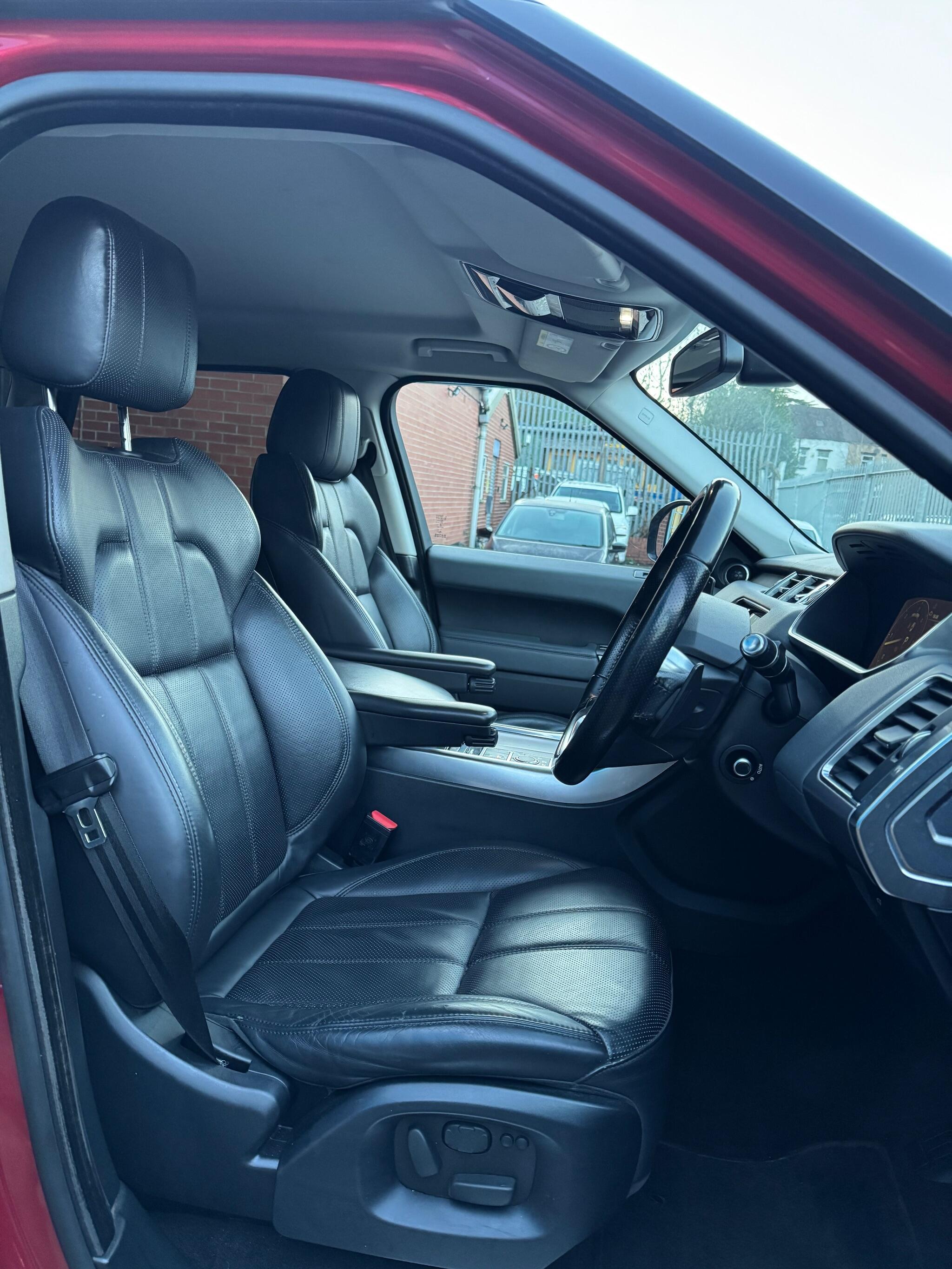 Land Rover RANGE ROVER SPORT - Image 20