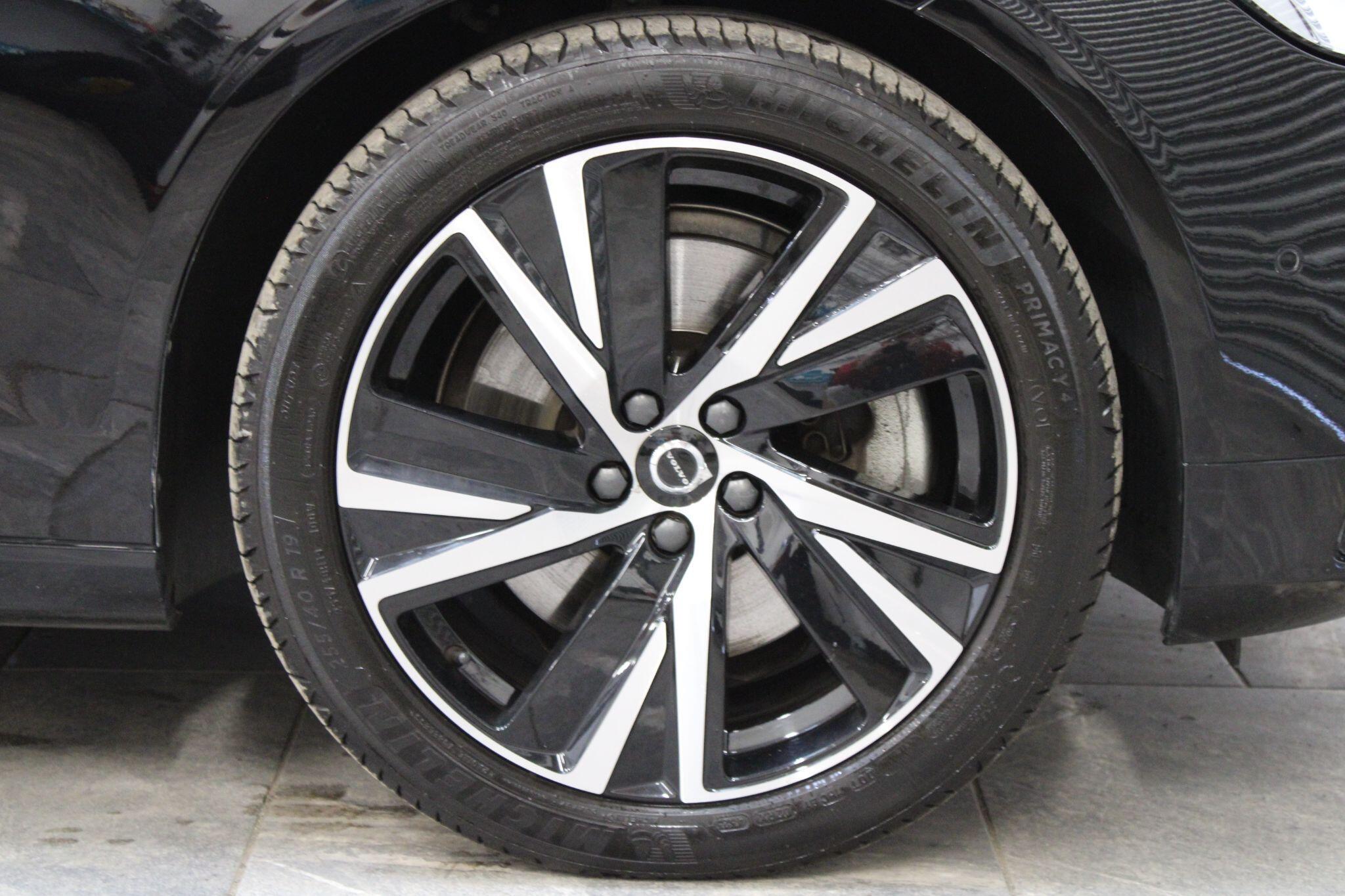 Volvo V90 - Image 9