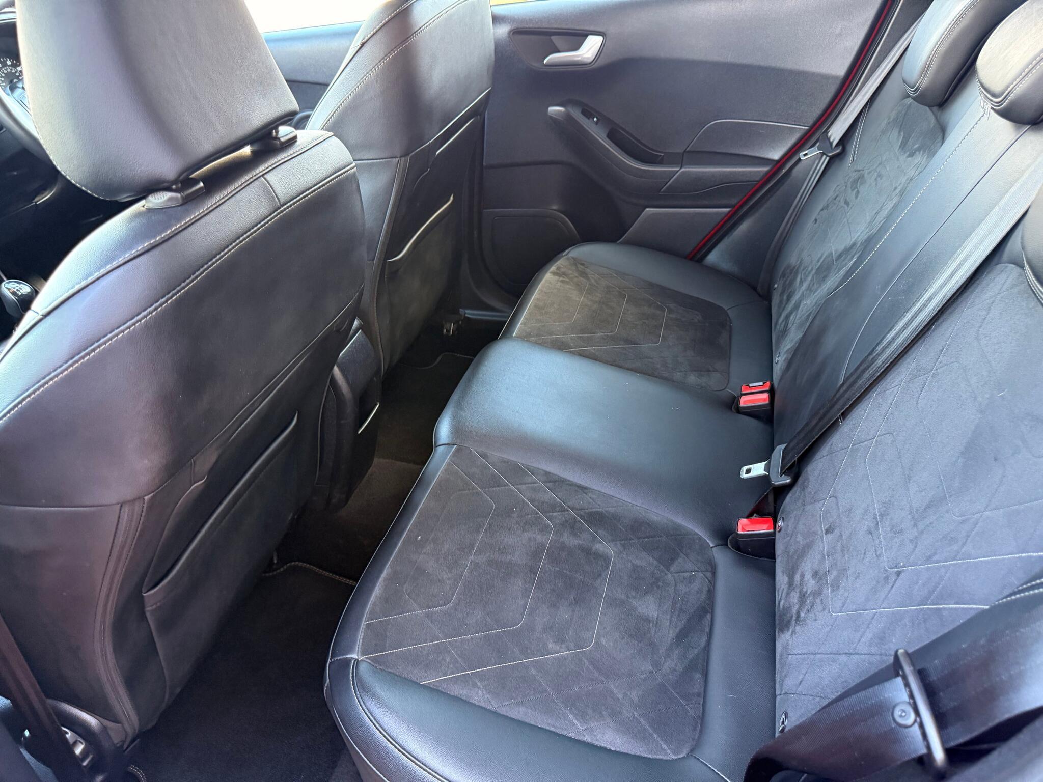 Ford Fiesta - Image 15