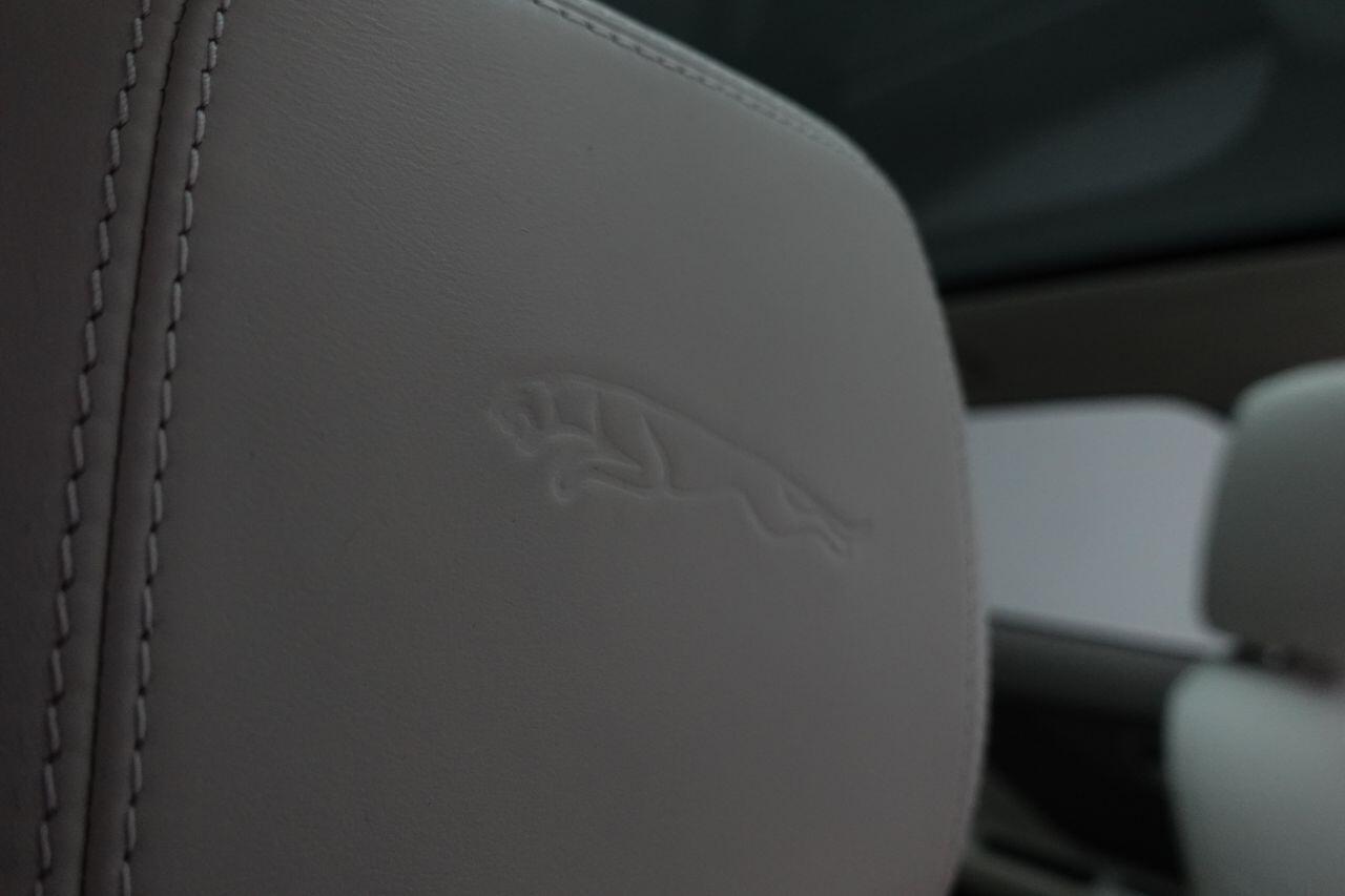 Jaguar F-Pace - Image 32