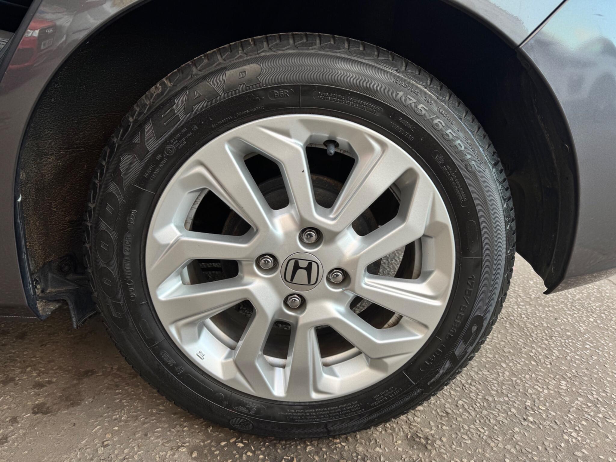 Honda Jazz - Image 40