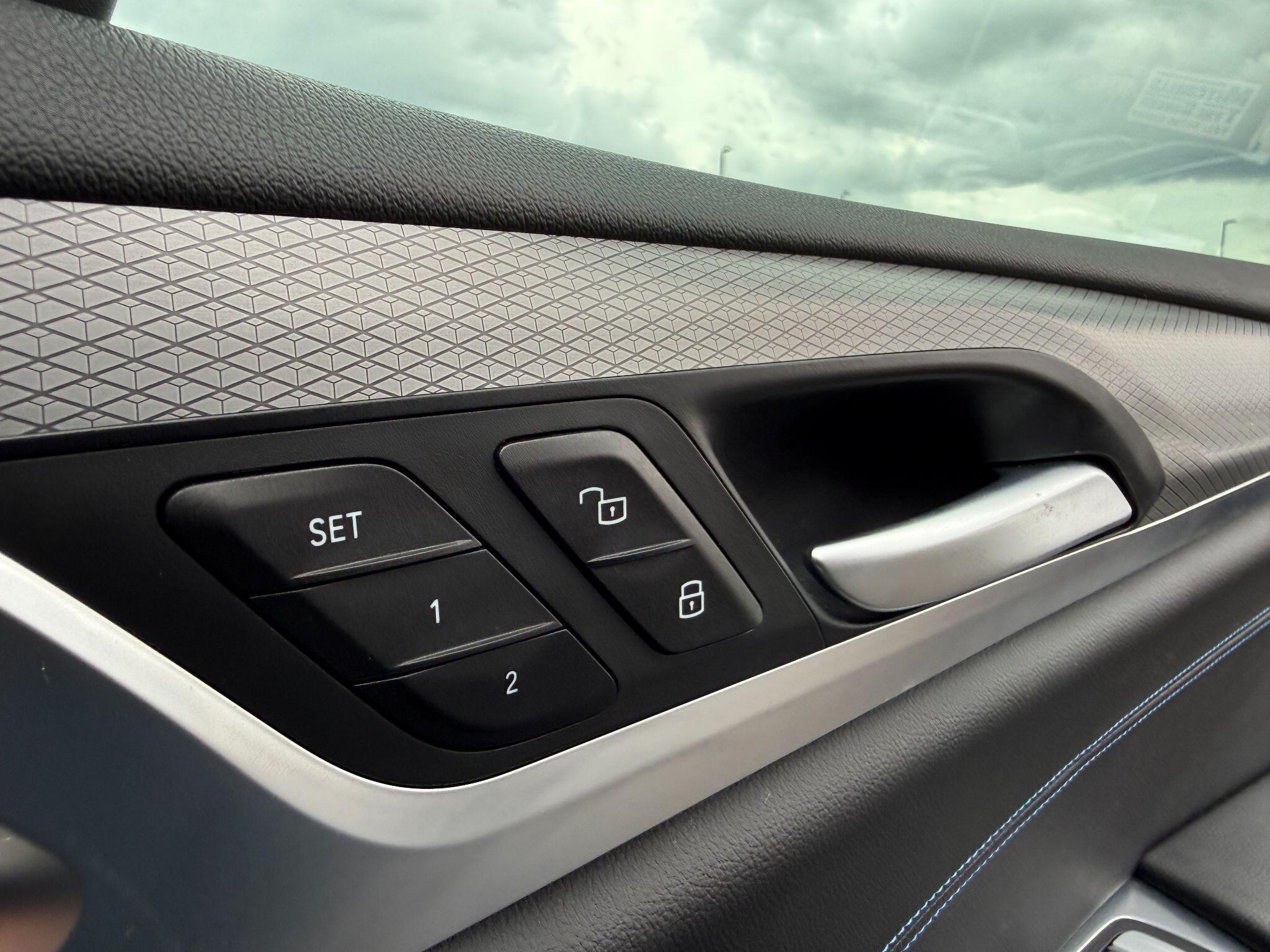 BMW X3 - Image 85