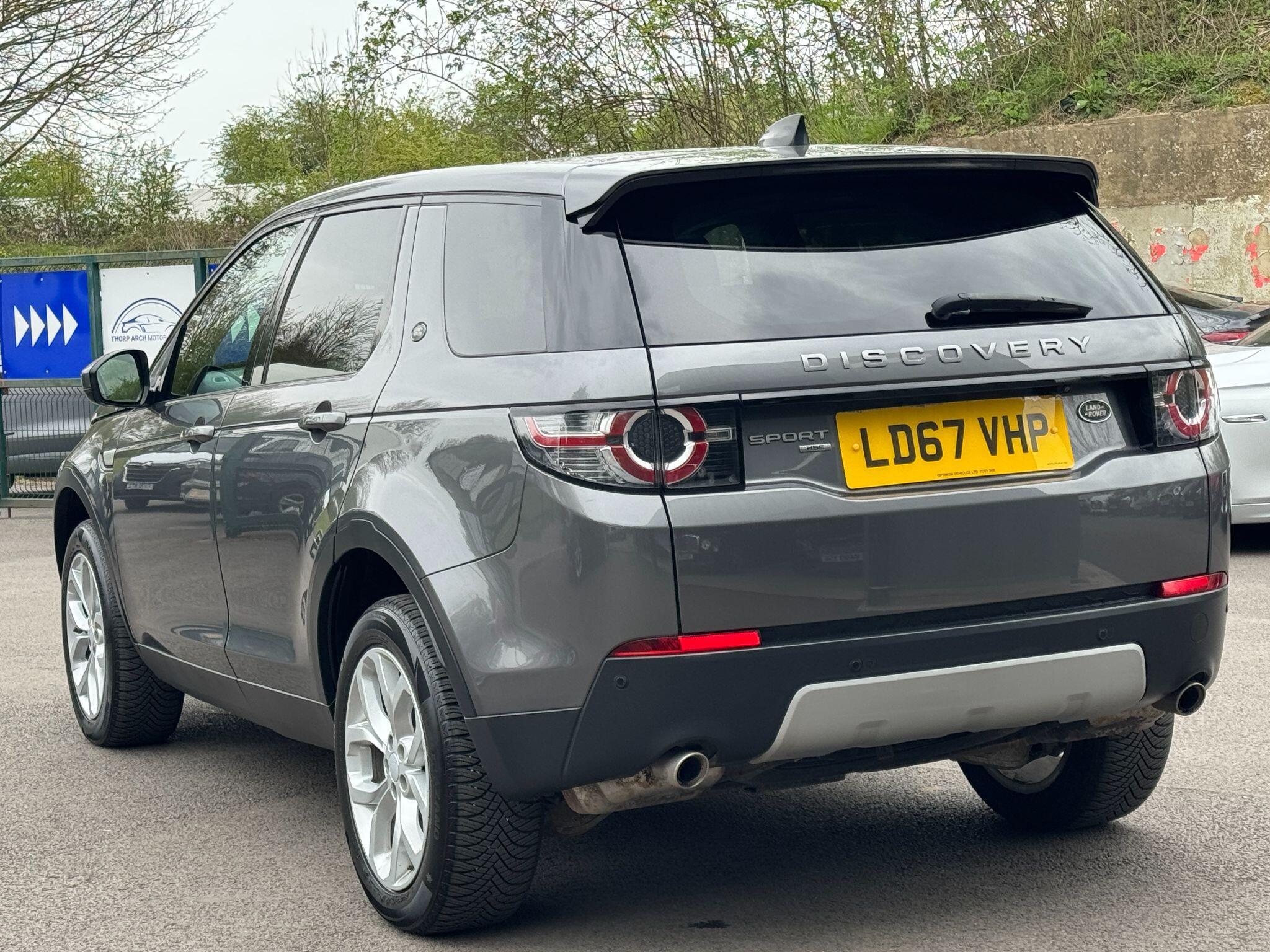Land Rover DISCOVERY SPORT - Image 16