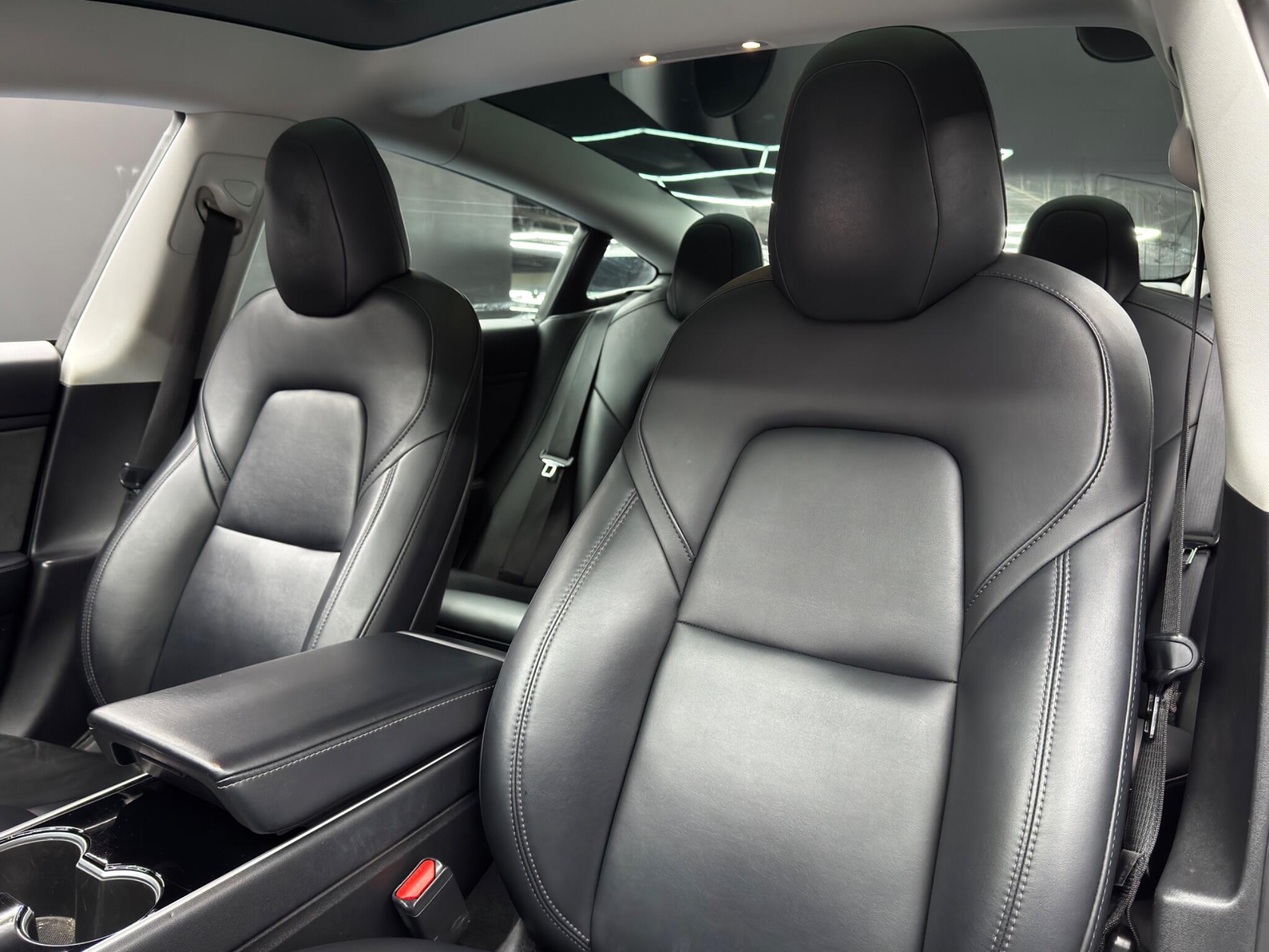 Tesla Model 3 - Image 14