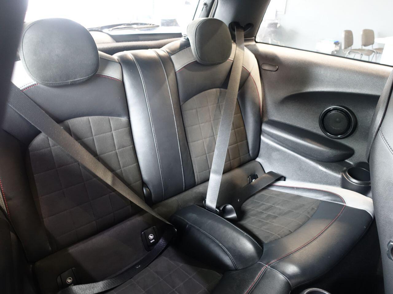 MINI Hatch - Image 14