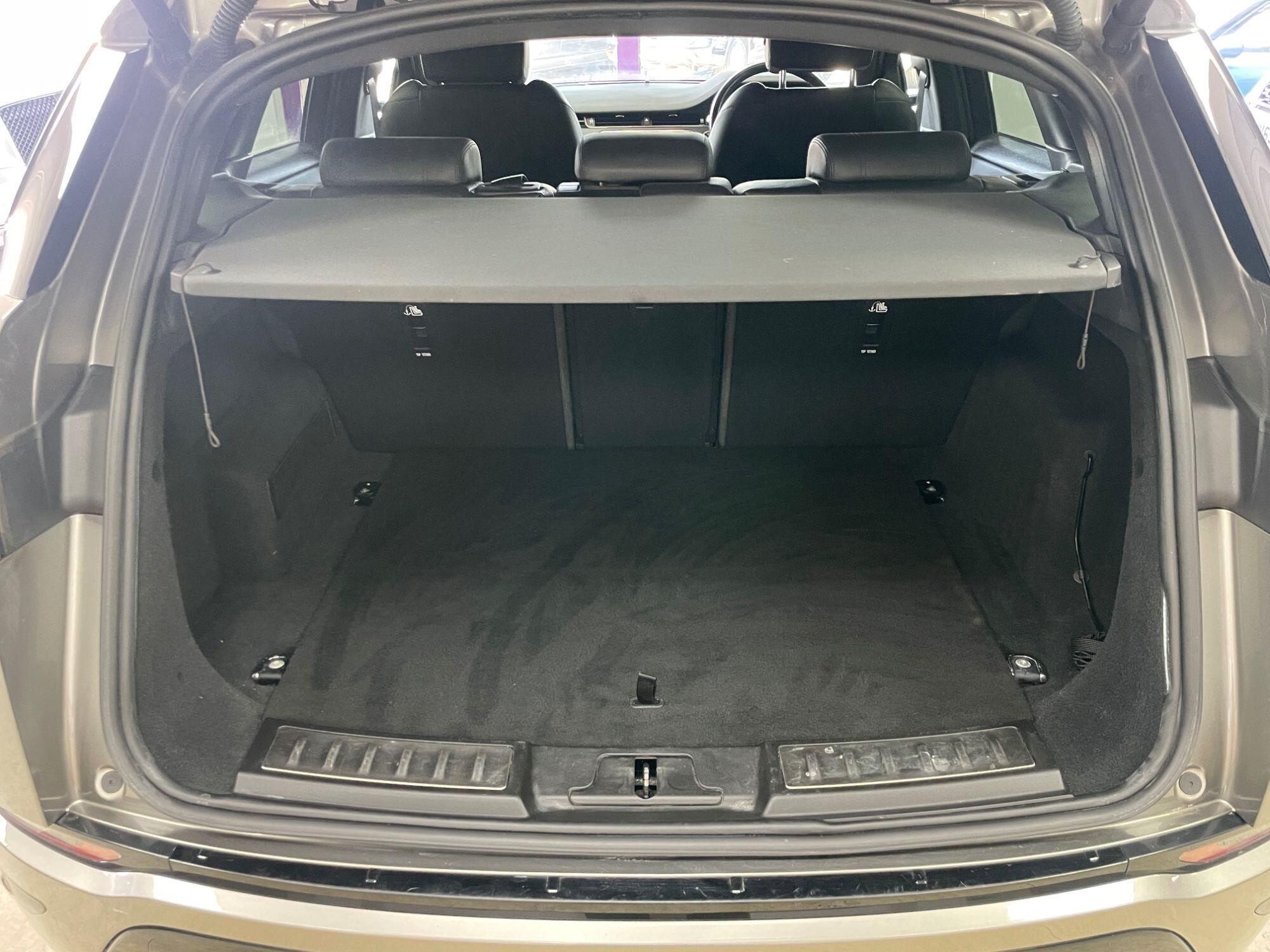 Land Rover Range Rover Evoque - Image 12
