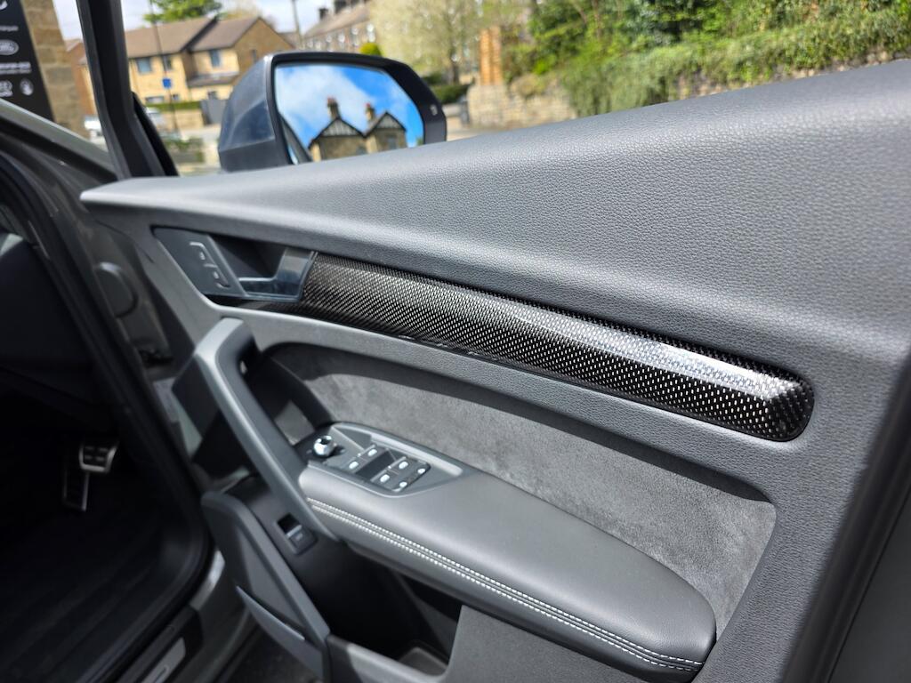 Audi SQ5 - Image 26