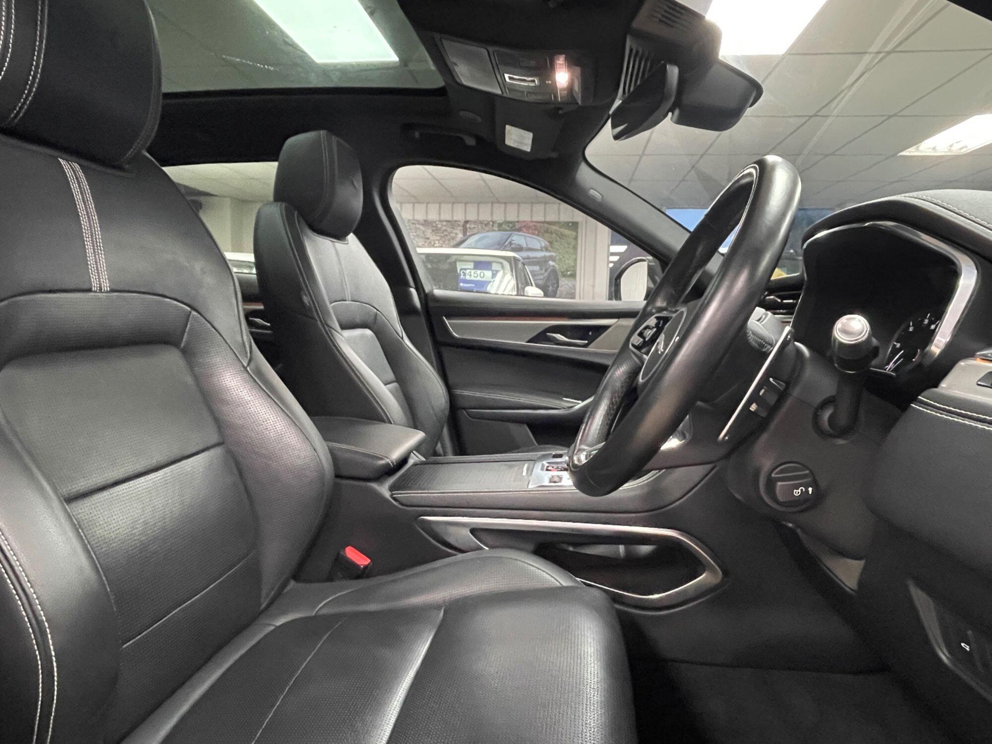 Jaguar F-Pace - Image 24