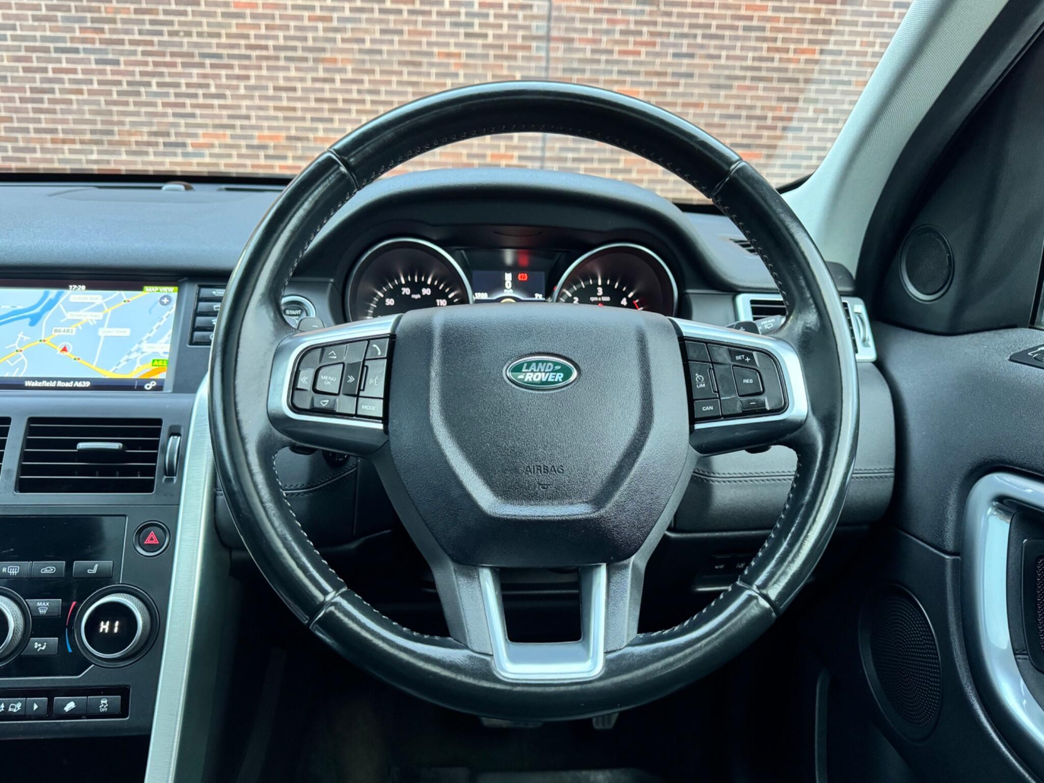 Land Rover DISCOVERY SPORT - Image 19