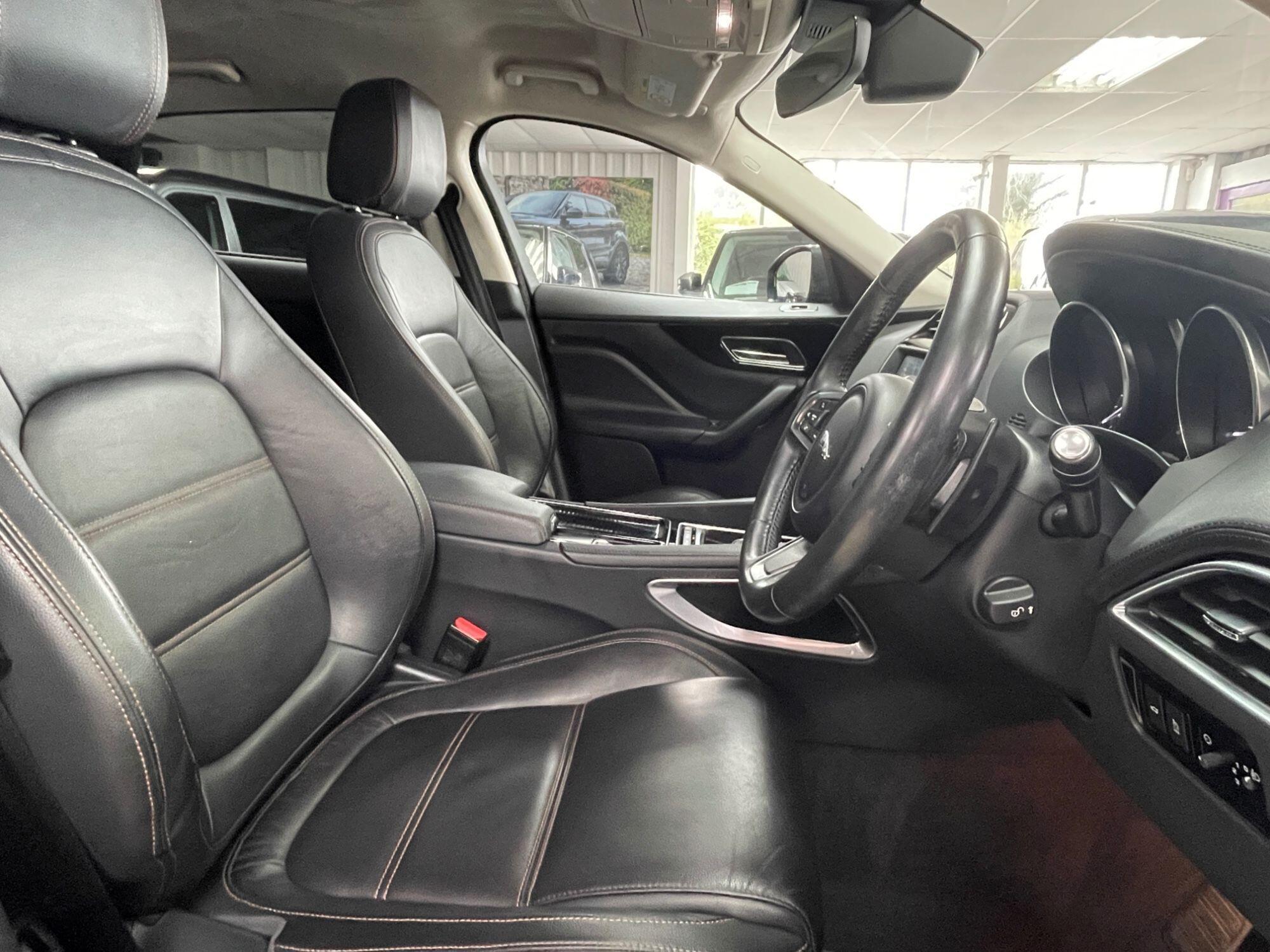 Jaguar F-Pace - Image 26