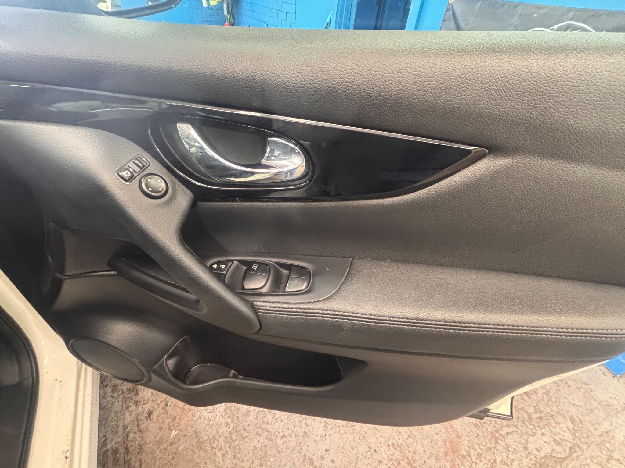 Nissan Qashqai - Image 26