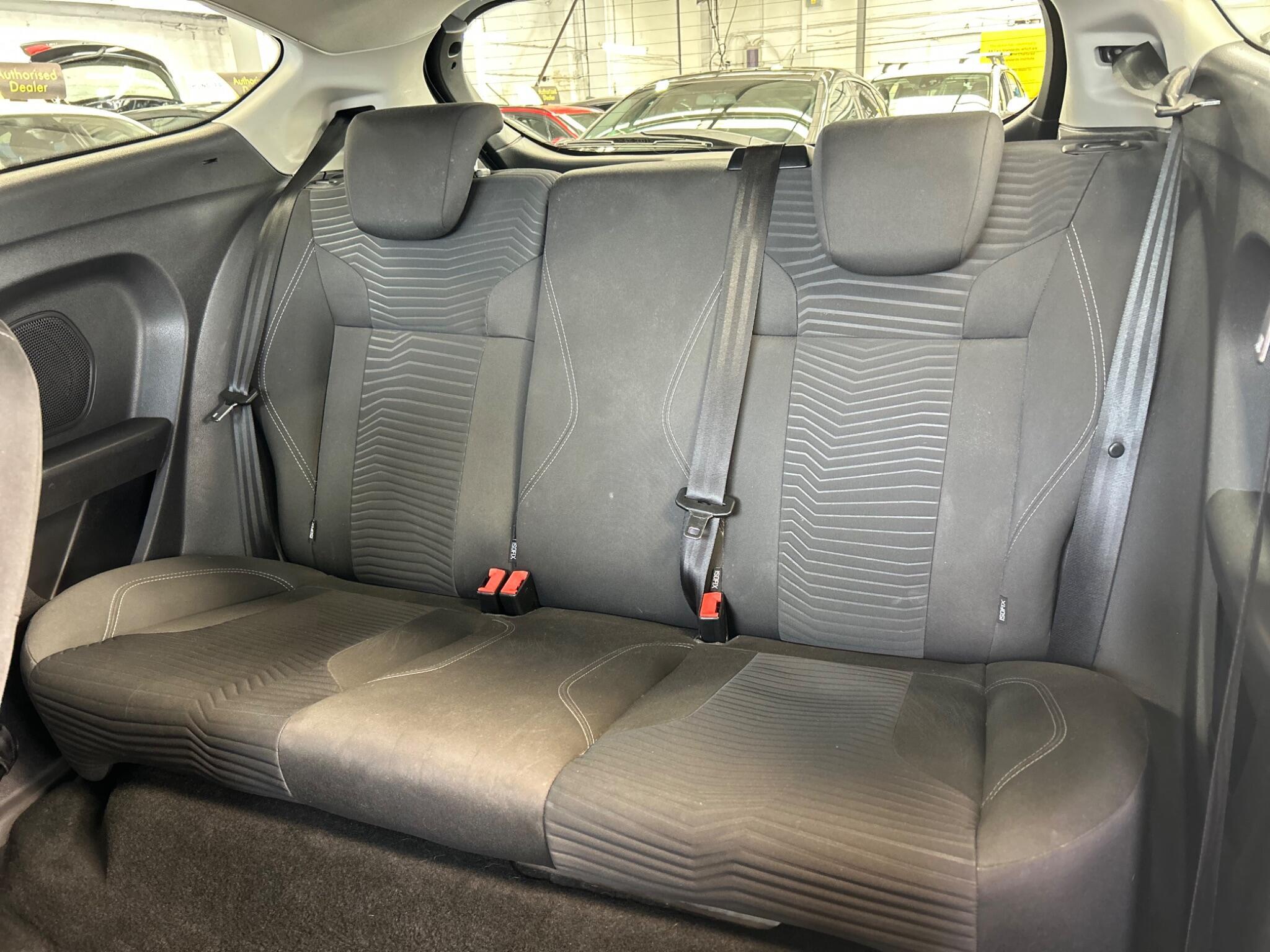 Ford Fiesta - Image 23