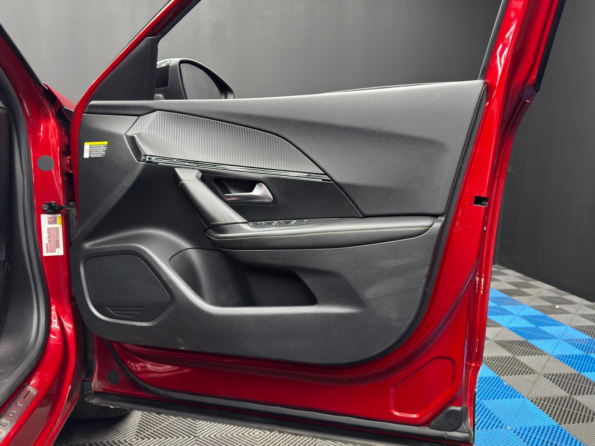 Peugeot 2008 - Image 38