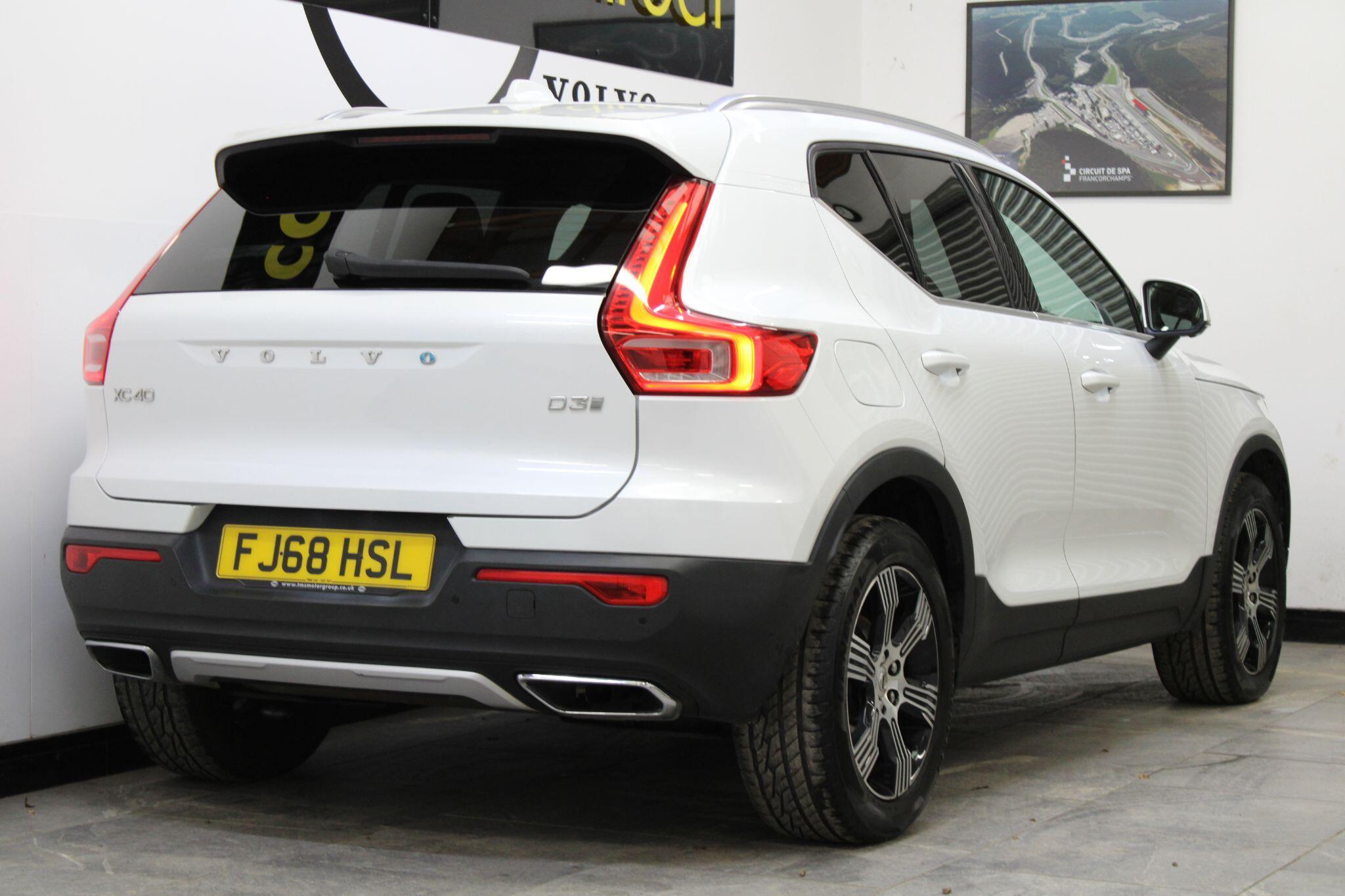 Volvo XC40 - Image 12