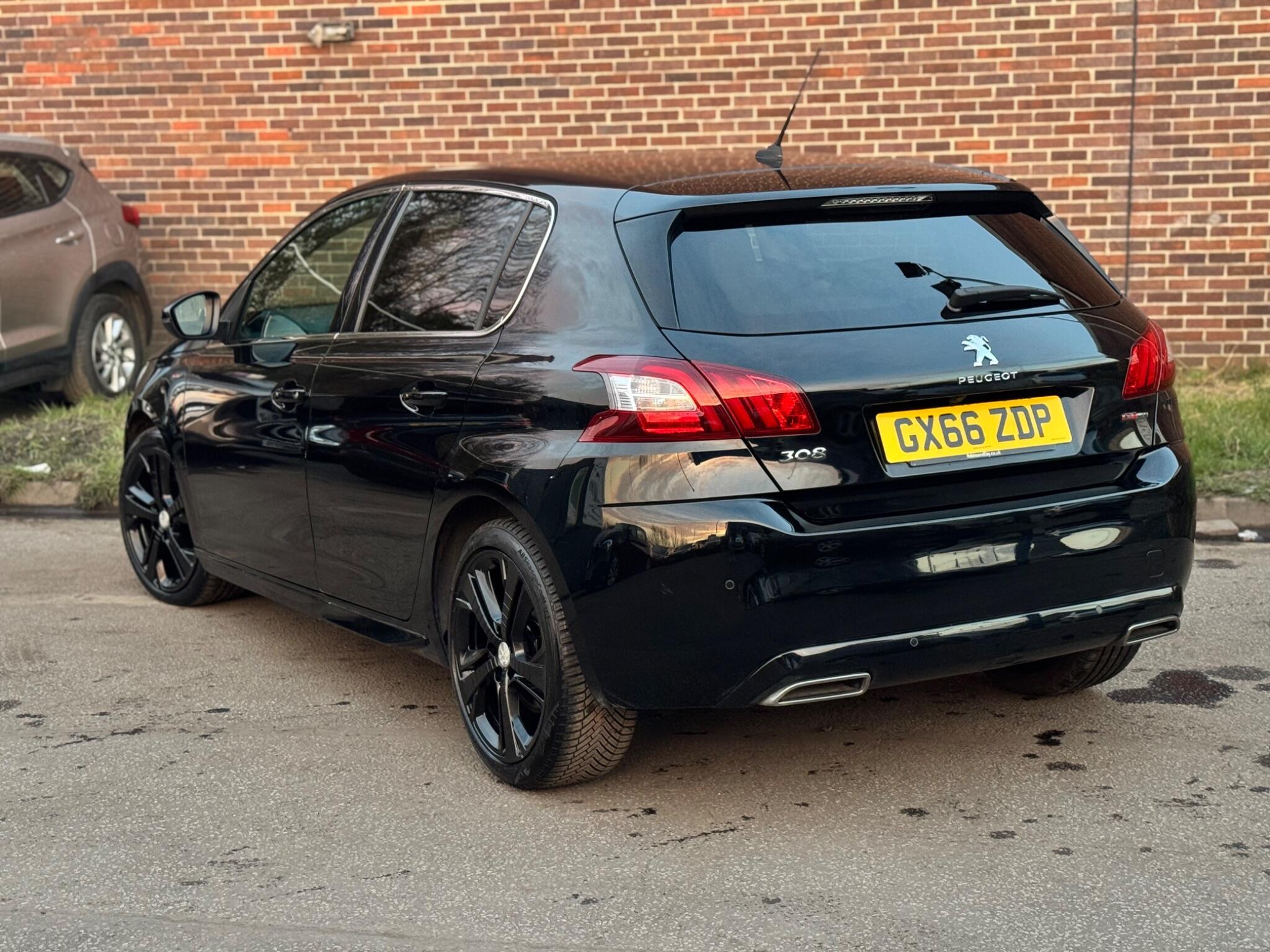 Peugeot 308 - Image 12
