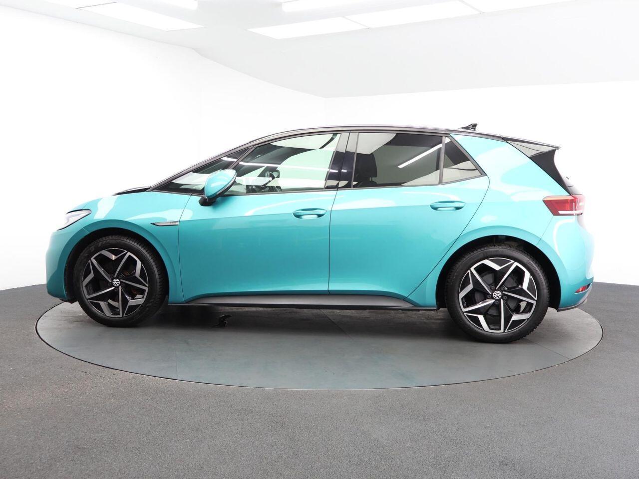 Volkswagen ID.3 - Image 10