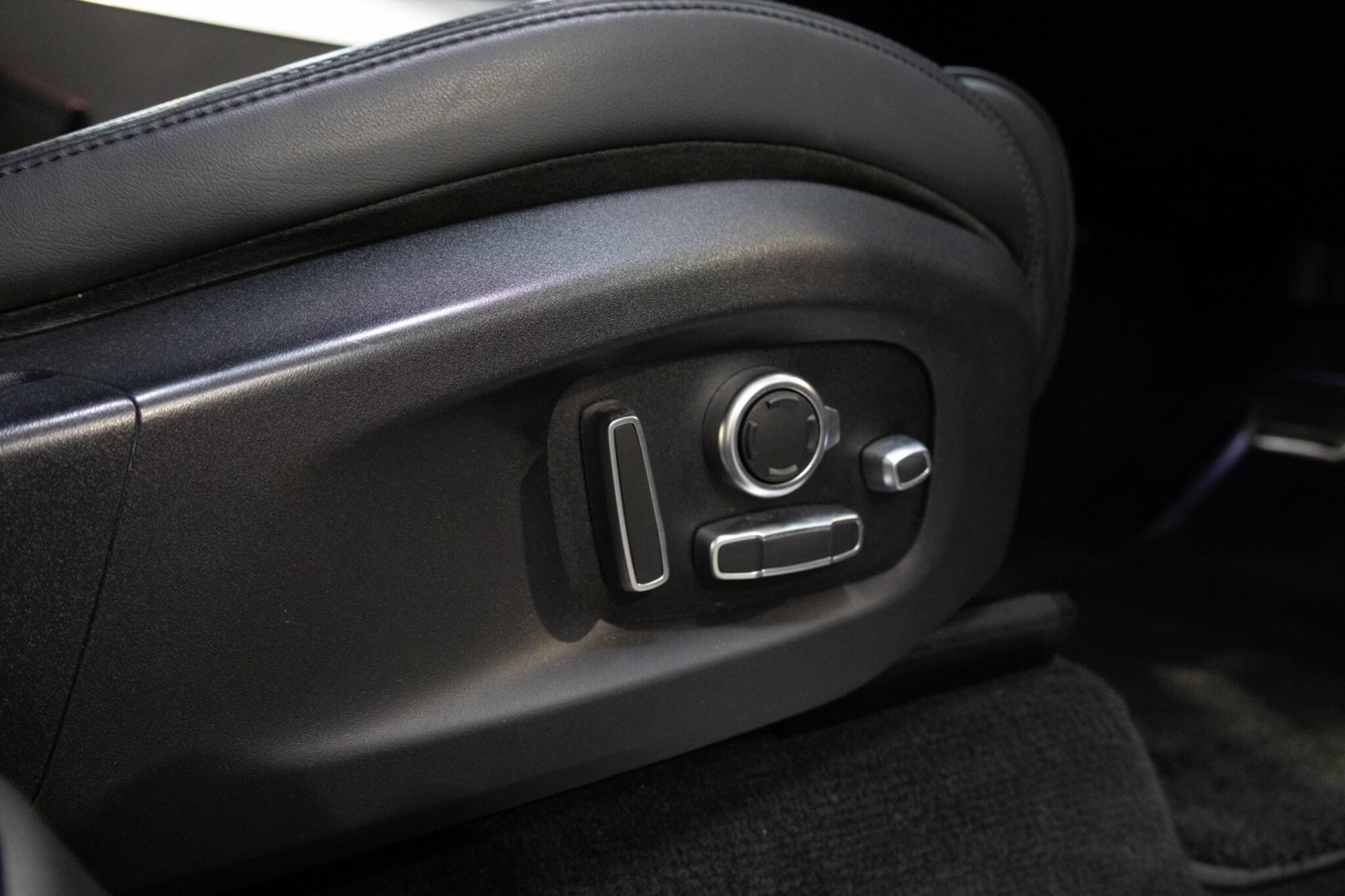 Land Rover RANGE ROVER SPORT - Image 16