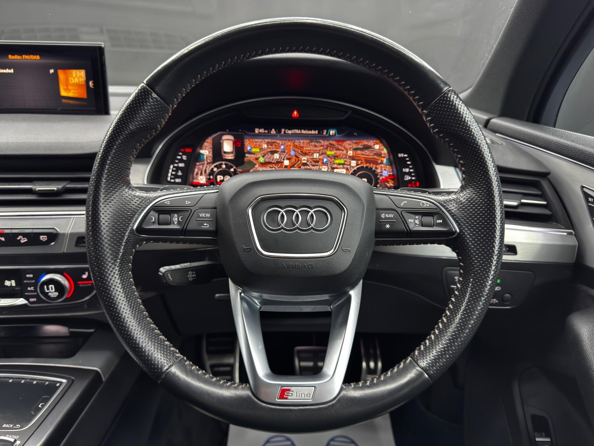 Audi Q7 - Image 20