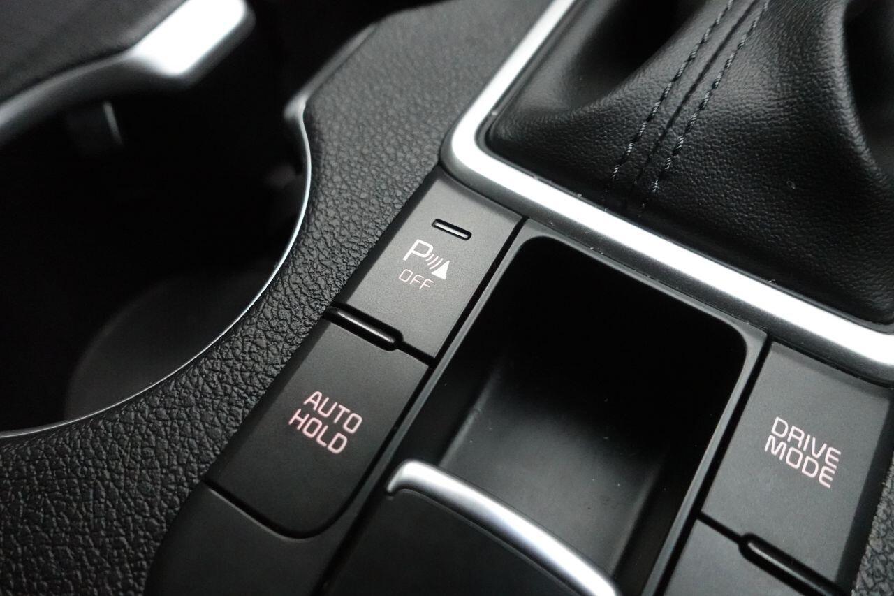 Kia Sportage - Image 38