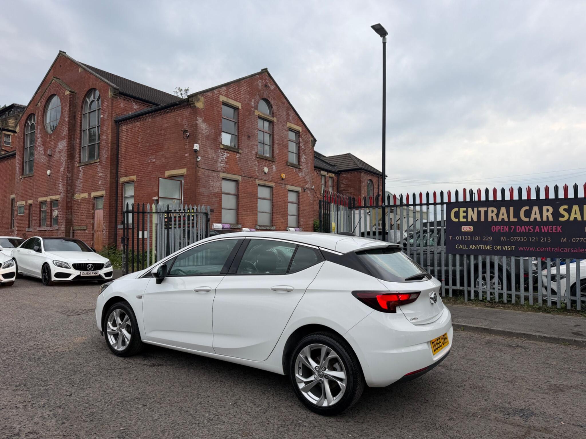 Vauxhall Astra - Image 9
