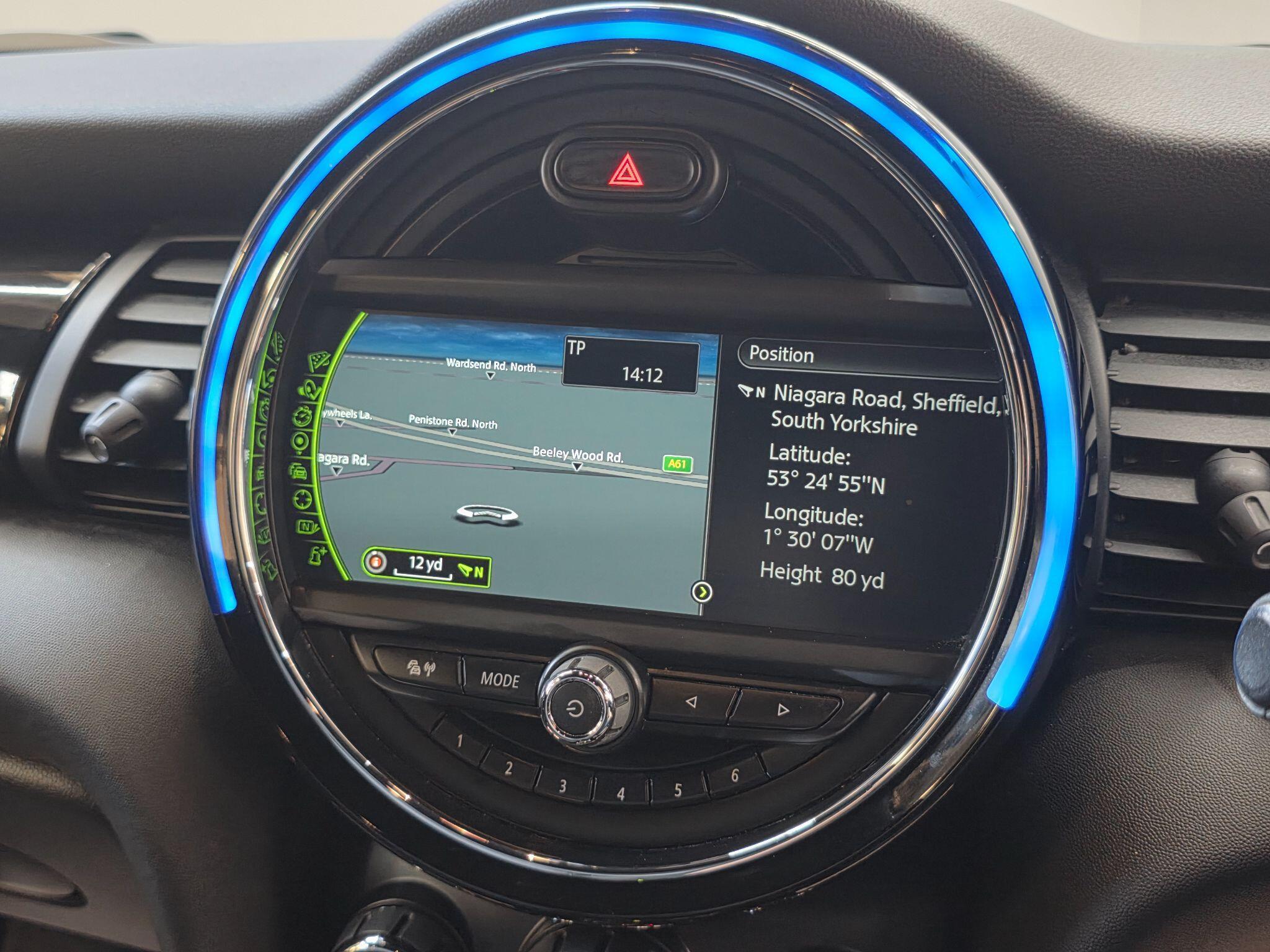 MINI Hatch - Image 19