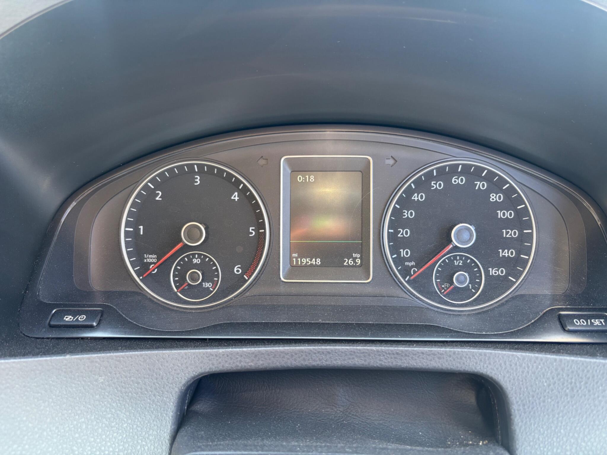 Volkswagen CARAVELLE - Image 40