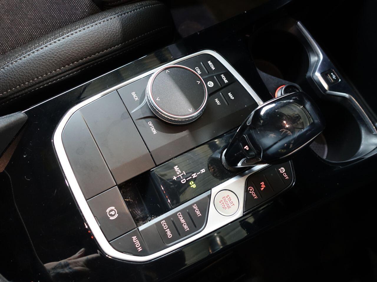 BMW 1 Series - Image 29