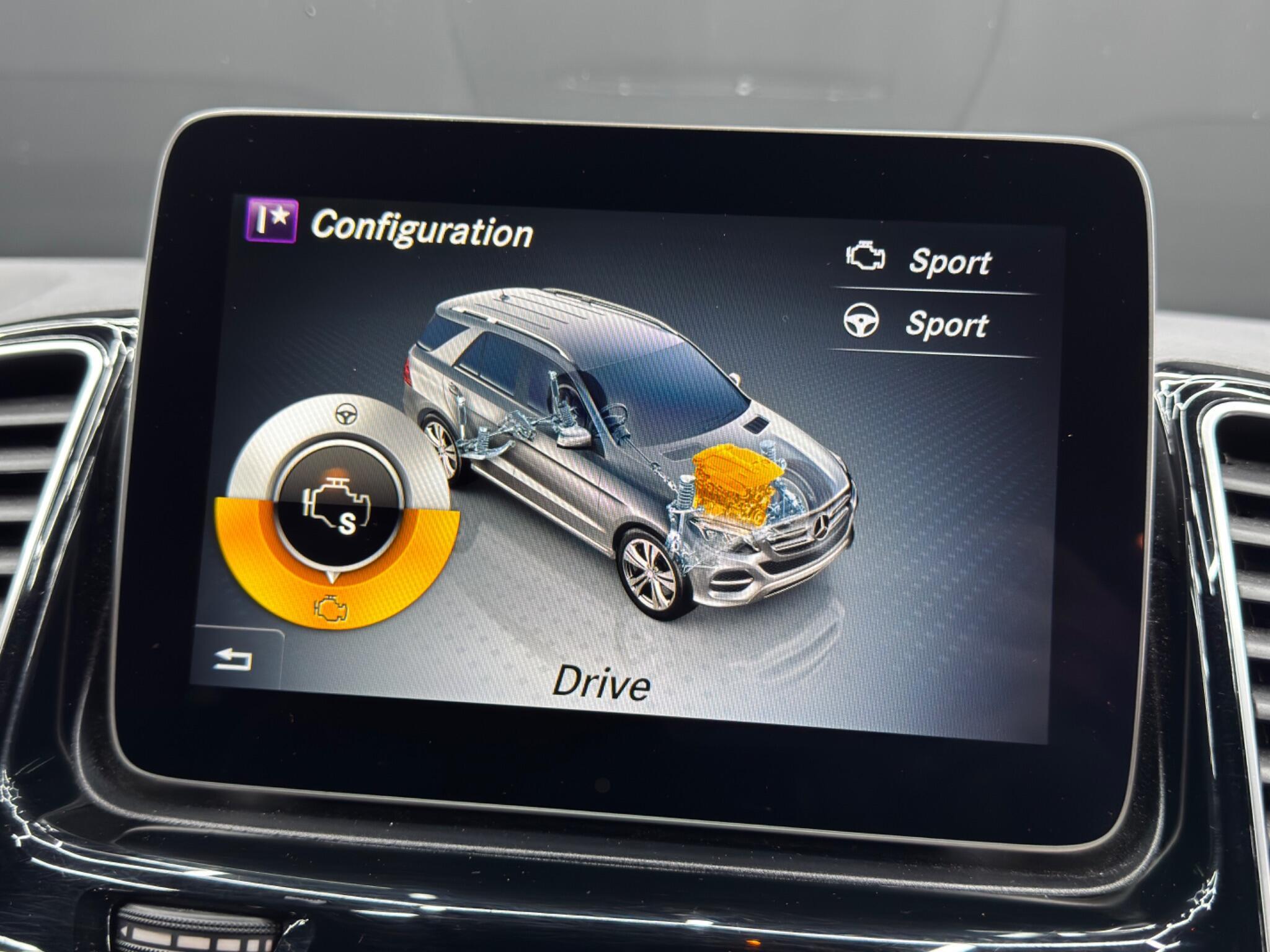 Mercedes GLE - Image 37