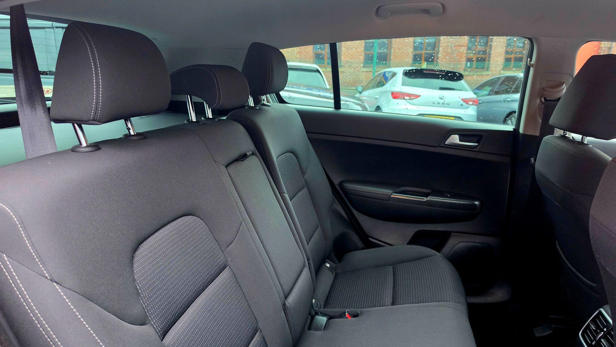 Kia Sportage - Image 19