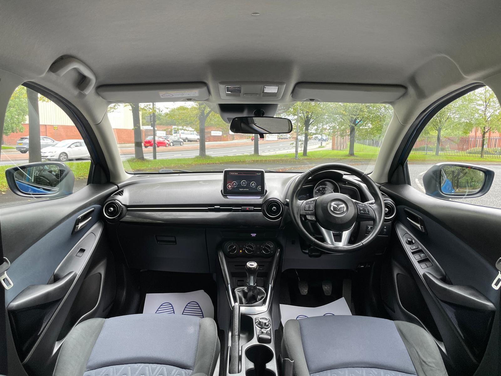 Mazda MAZDA2 - Image 15