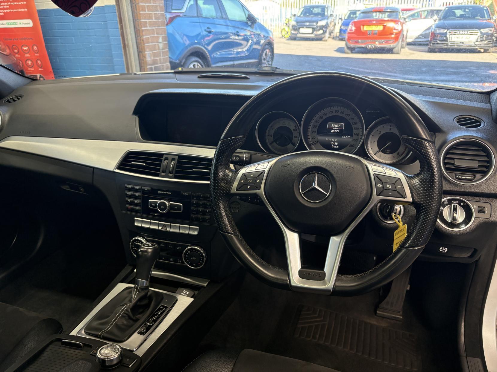 Mercedes C Class - Image 11