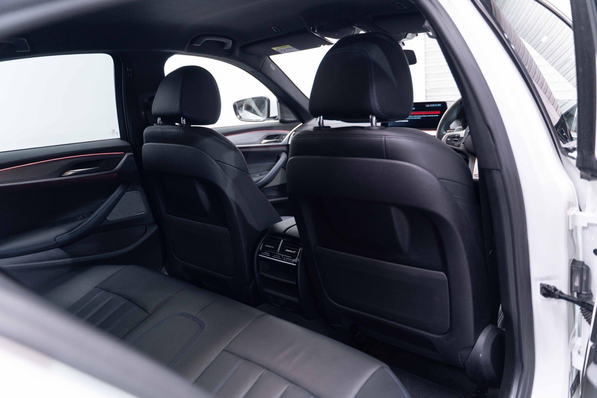 BMW 5 Series - Image 14