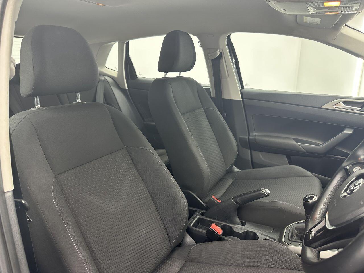 Volkswagen Polo - Image 6