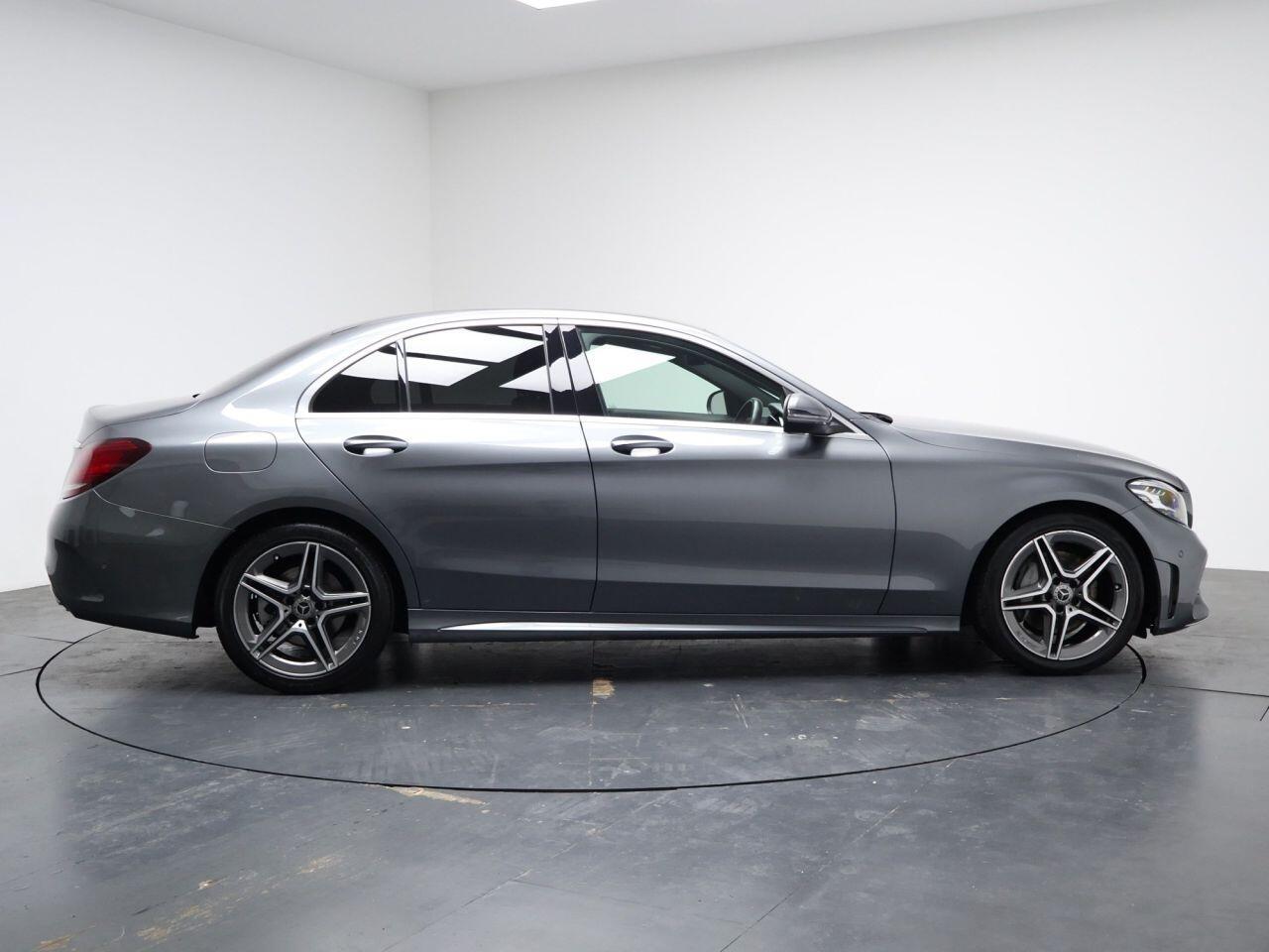 Mercedes-benz C-CLASS - Image 14