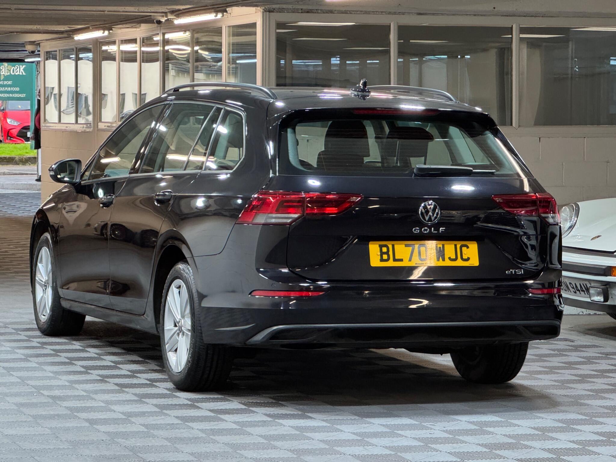 Volkswagen Golf - Image 3