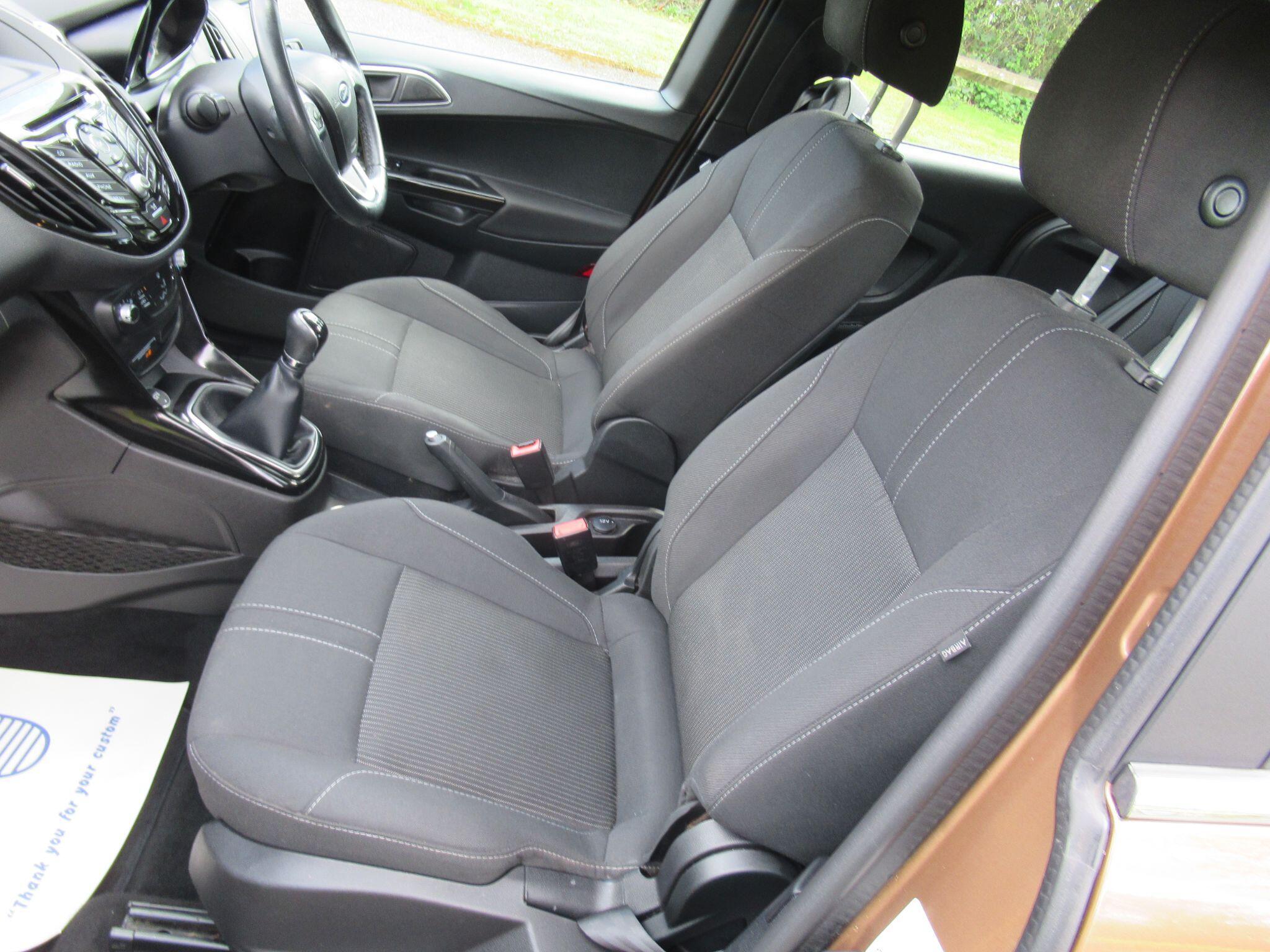 Ford B-Max - Image 14