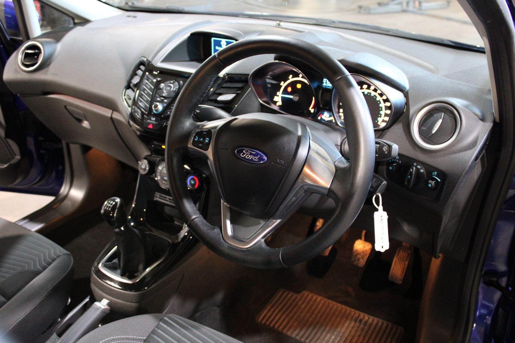 Ford Fiesta - Image 2