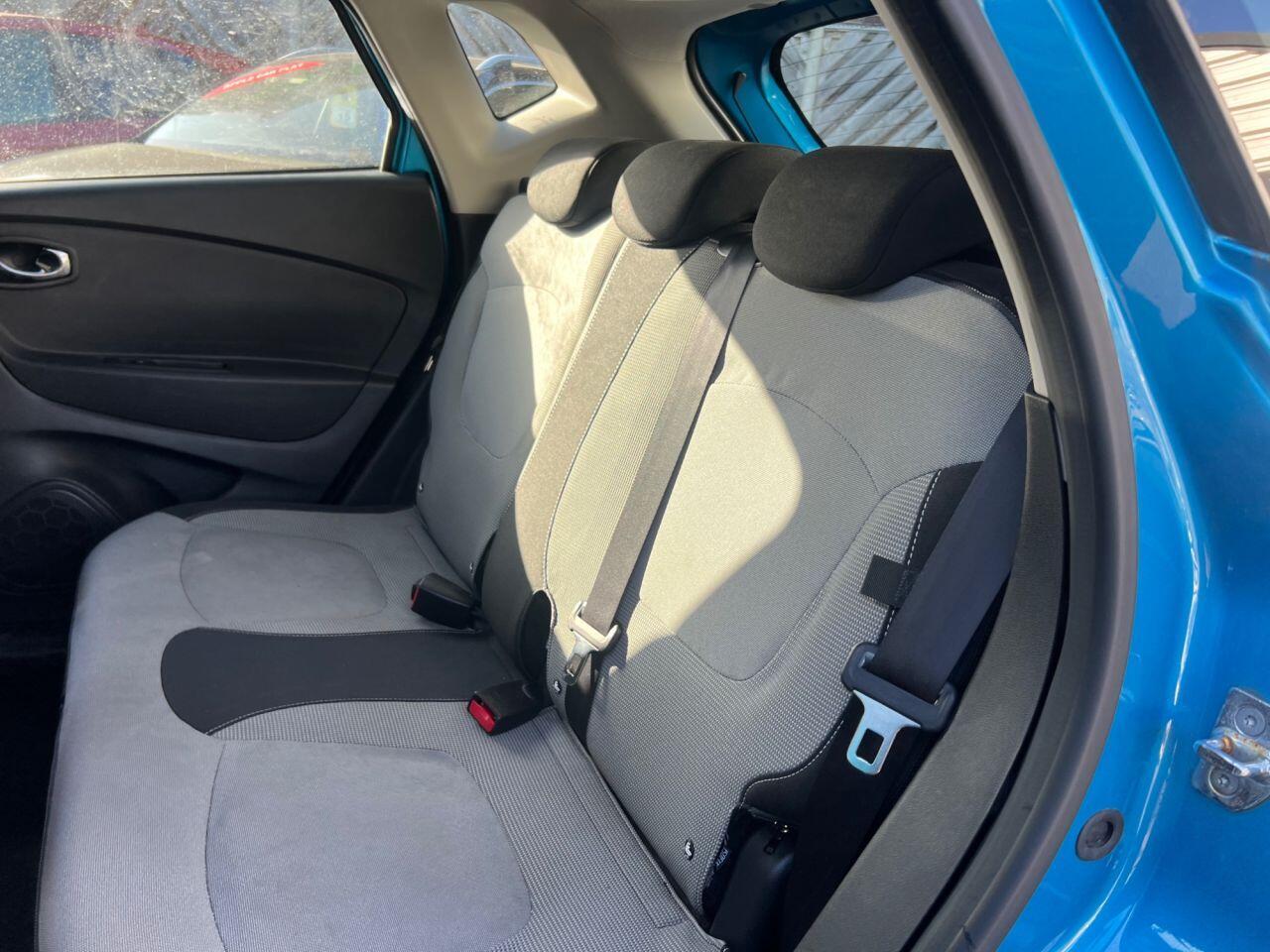 Renault Captur - Image 25