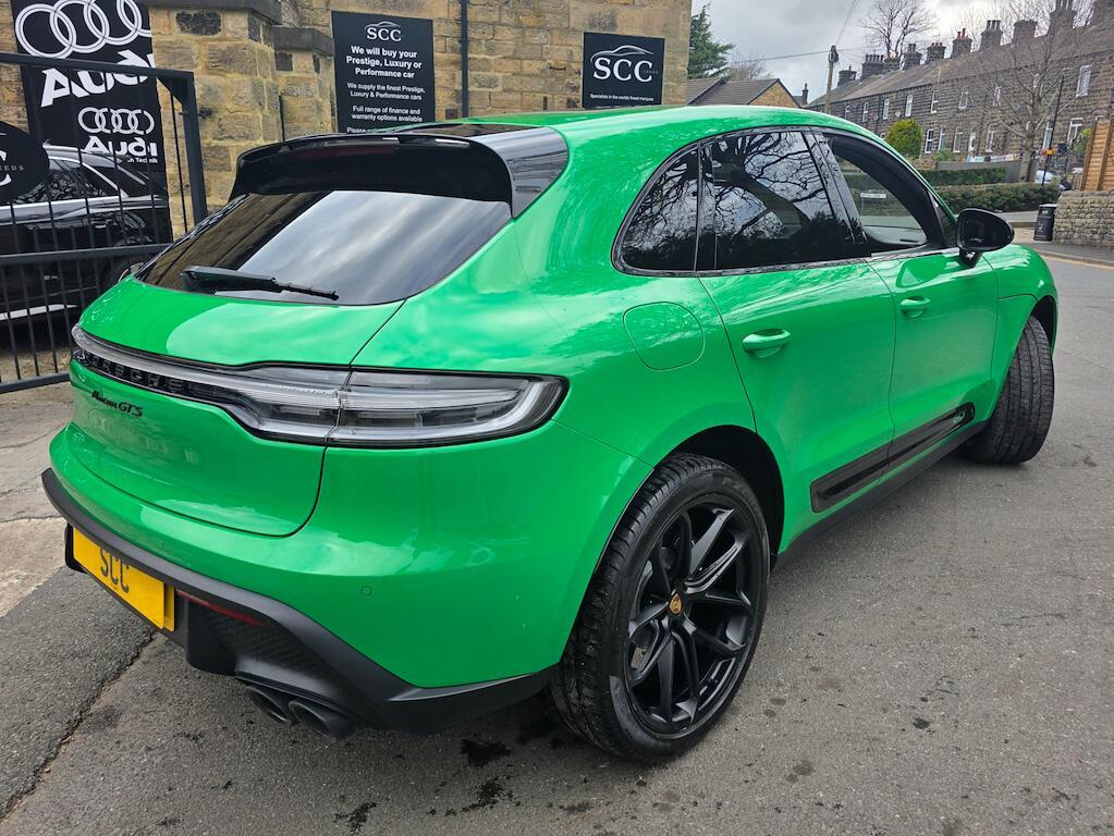 Porsche Macan - Image 8