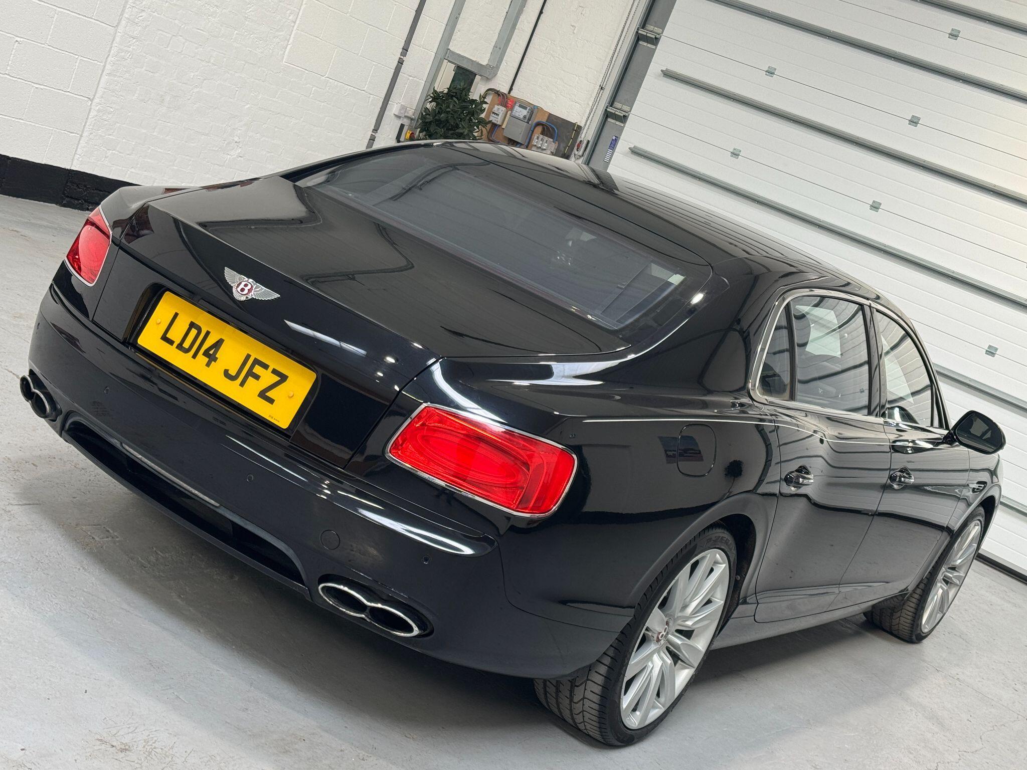 Bentley Flying Spur - Image 34