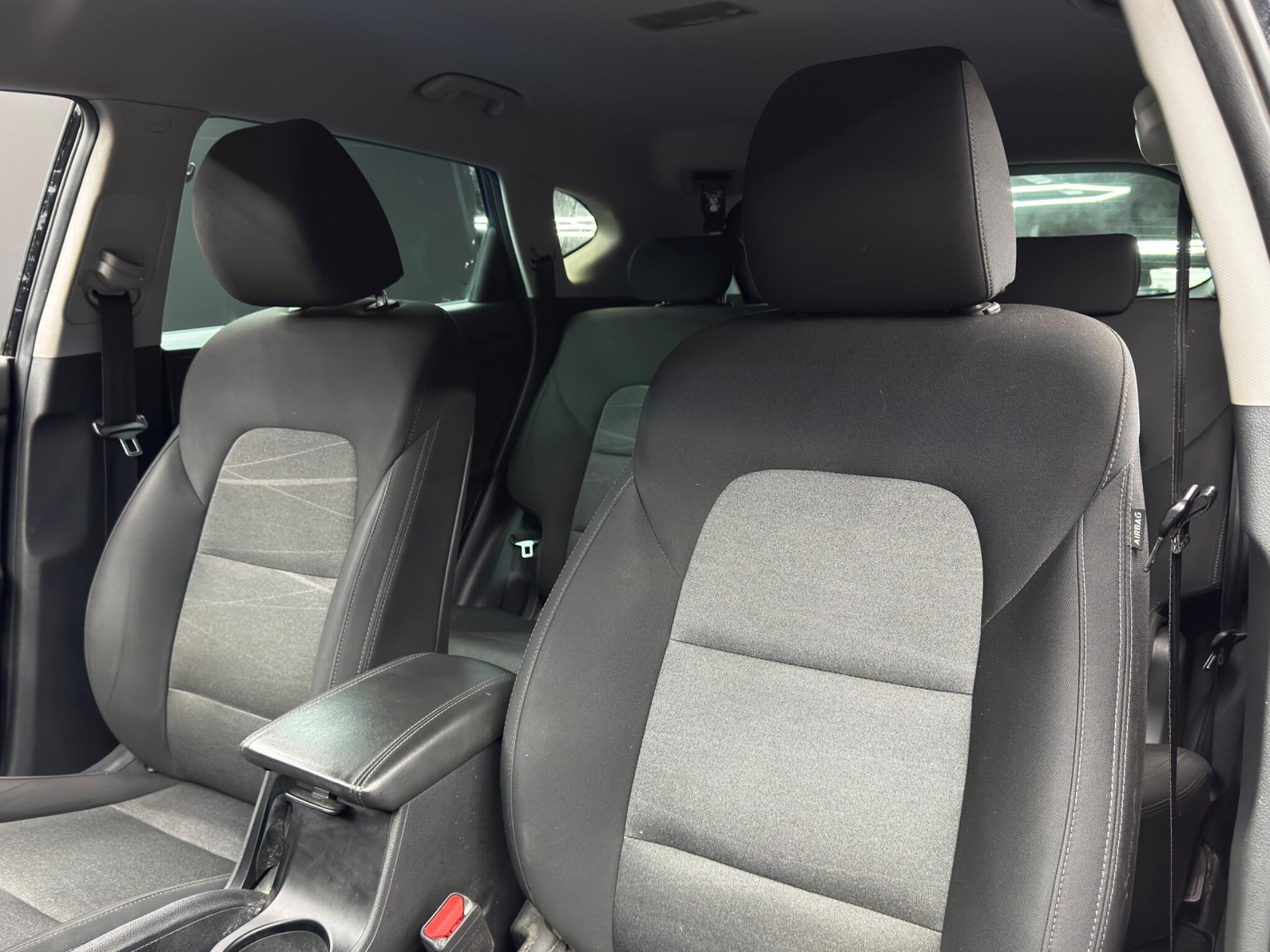 Hyundai Tucson - Image 14