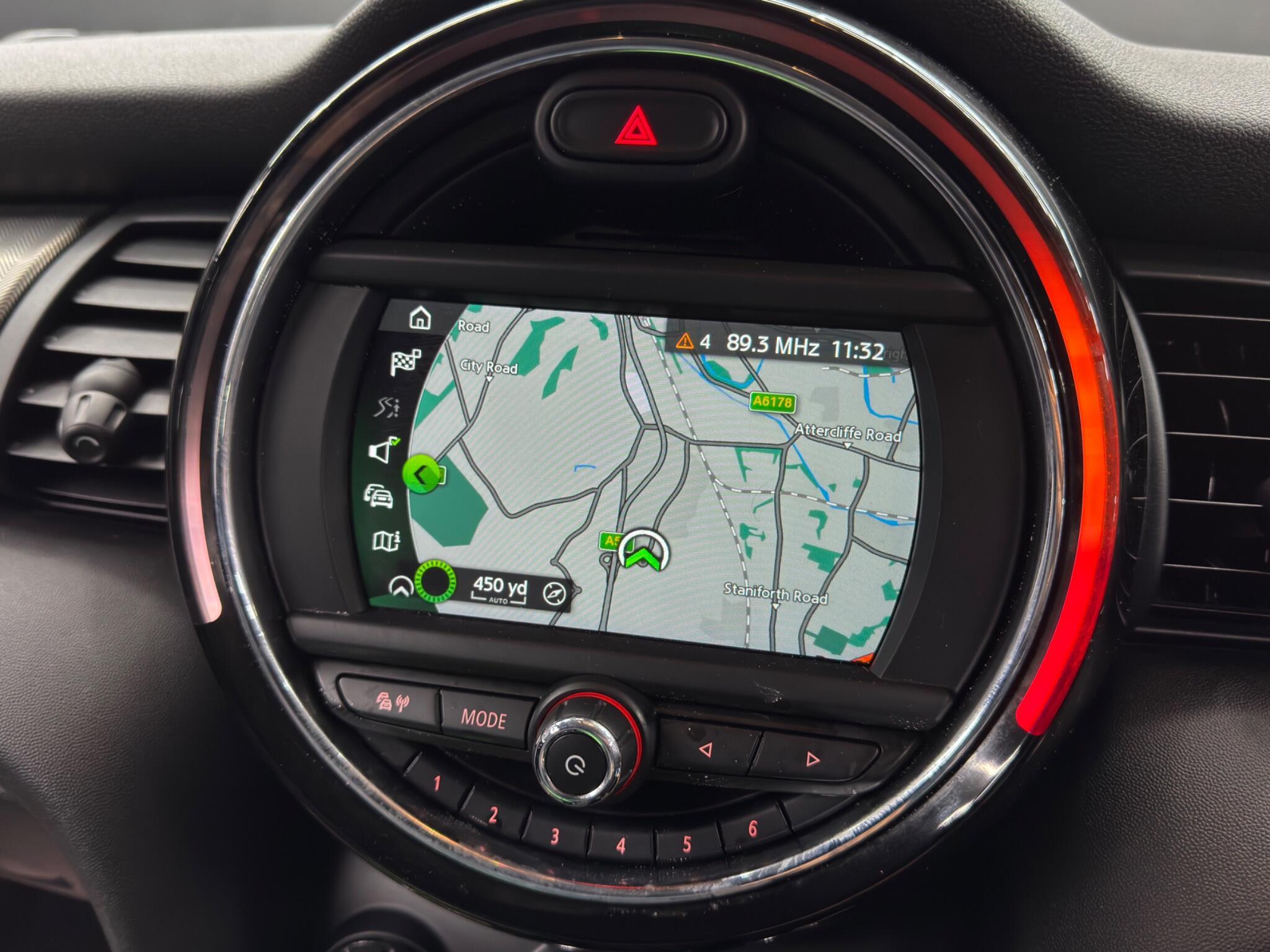 MINI Hatch - Image 27