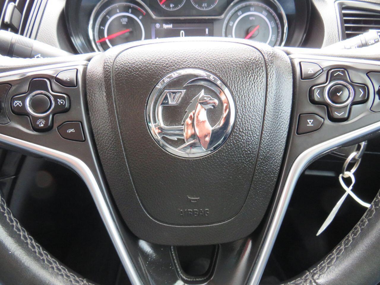 Vauxhall Insignia - Image 17