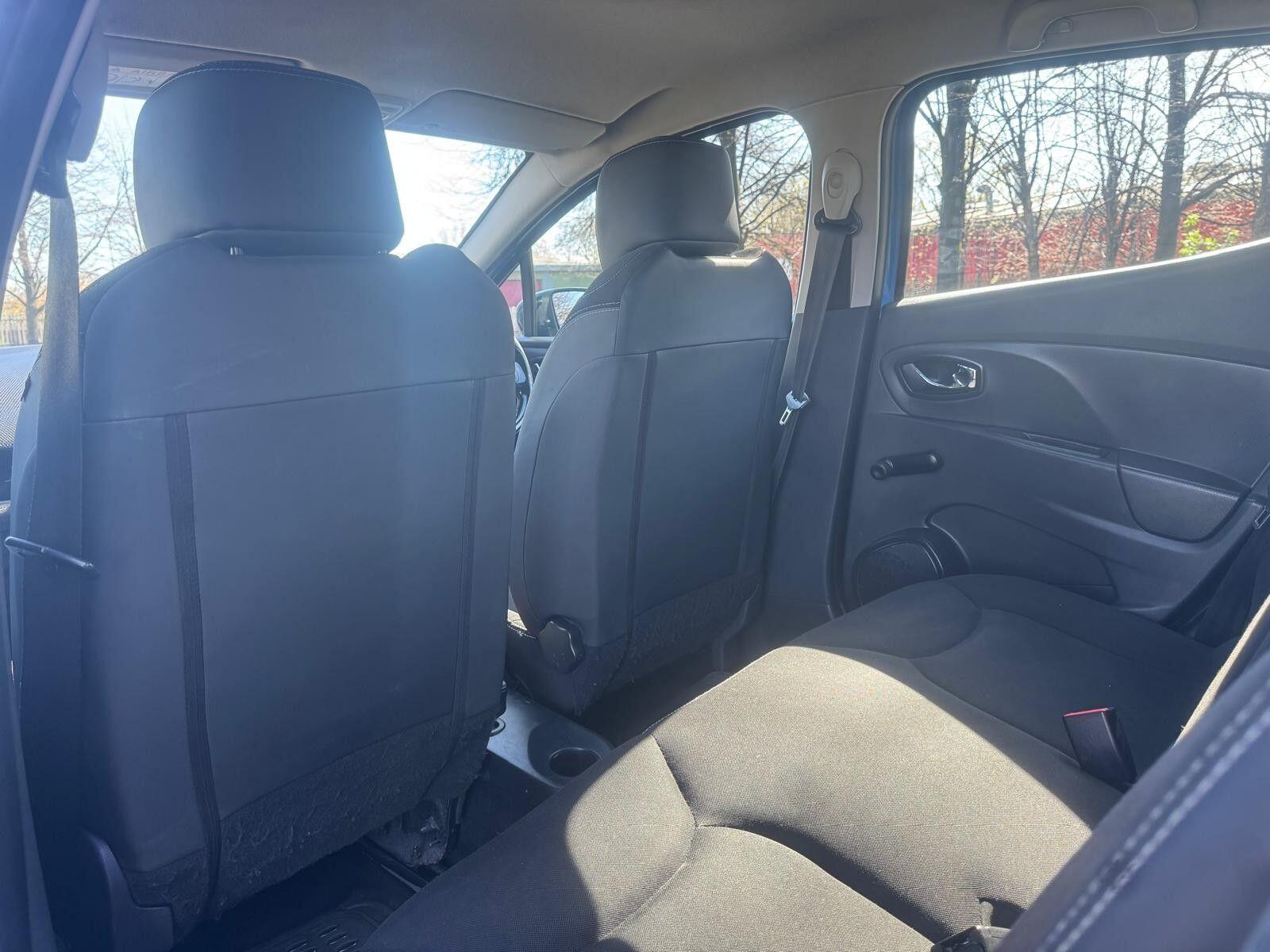 Renault Clio - Image 27