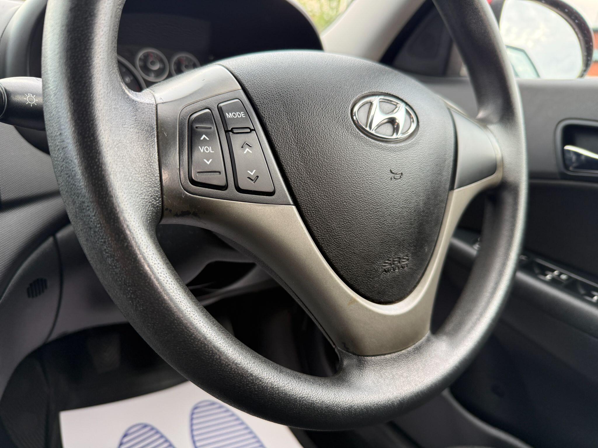 Hyundai i30 - Image 34
