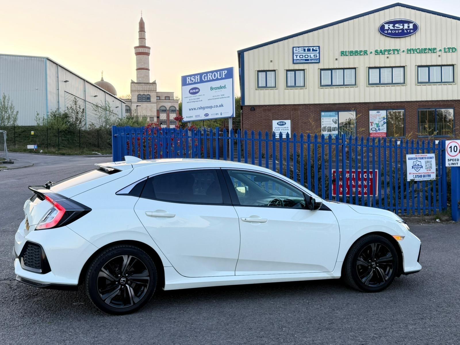 Honda Civic - Image 13