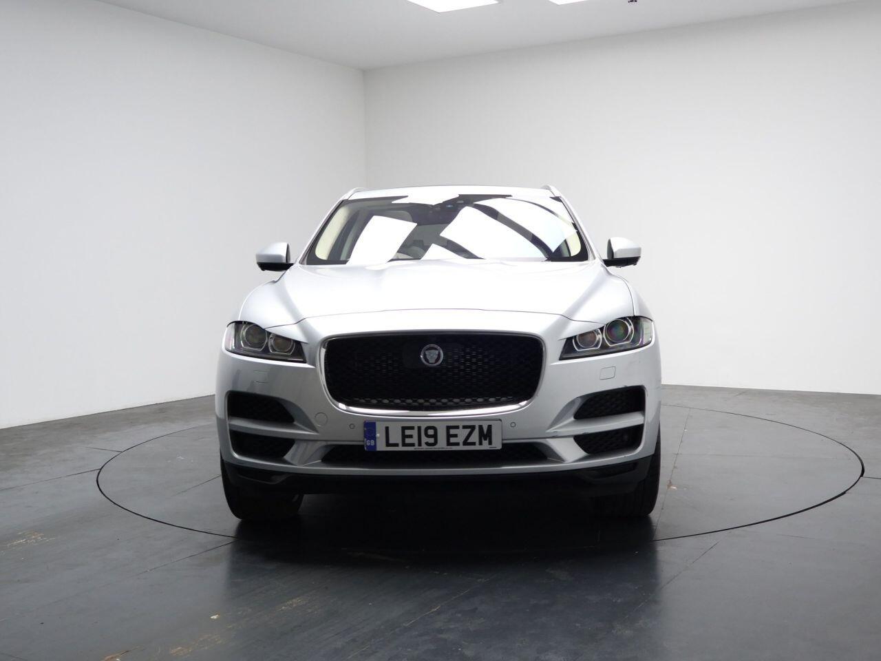 Jaguar F-Pace - Image 3