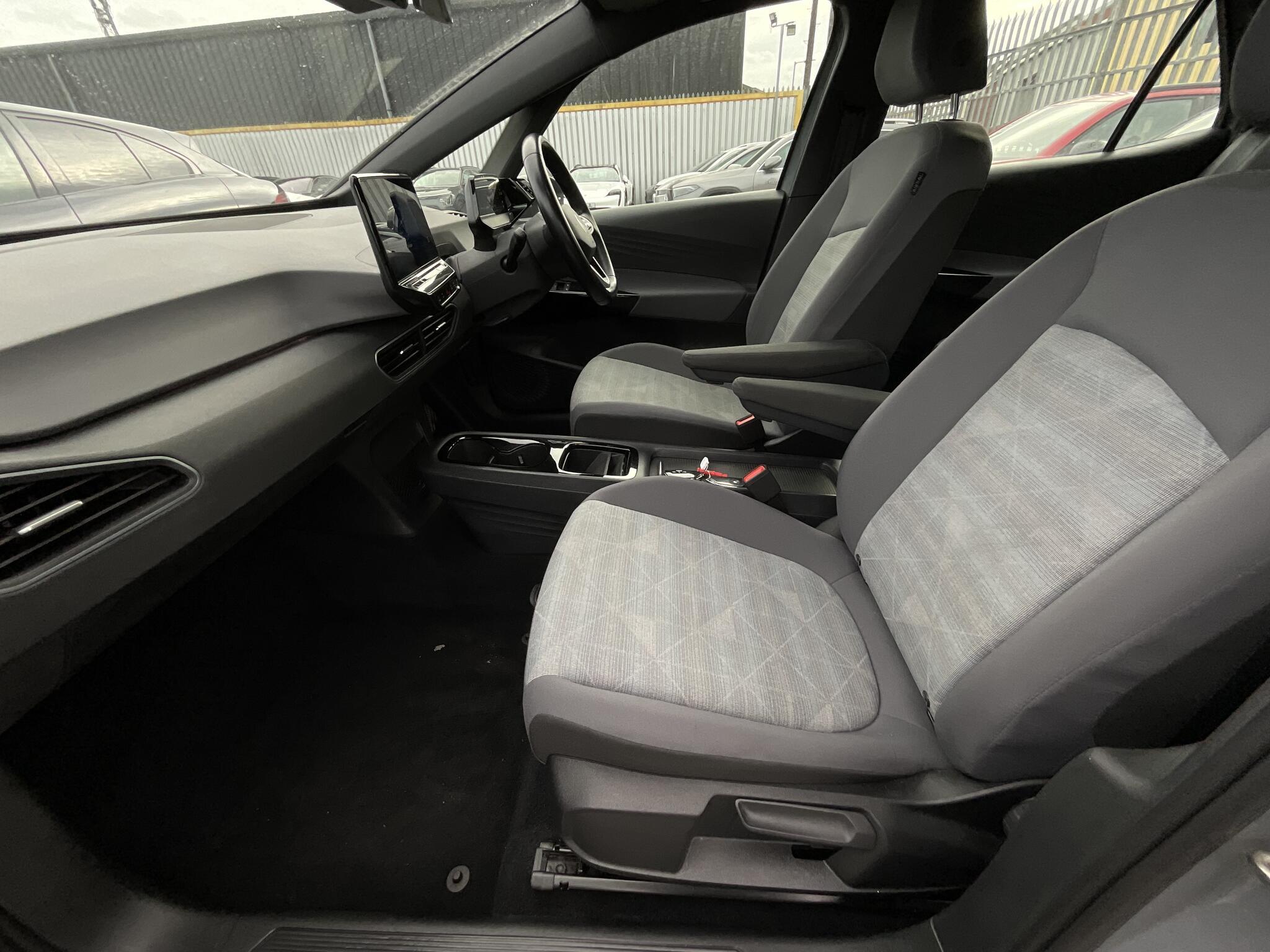 Volkswagen ID.3 - Image 18